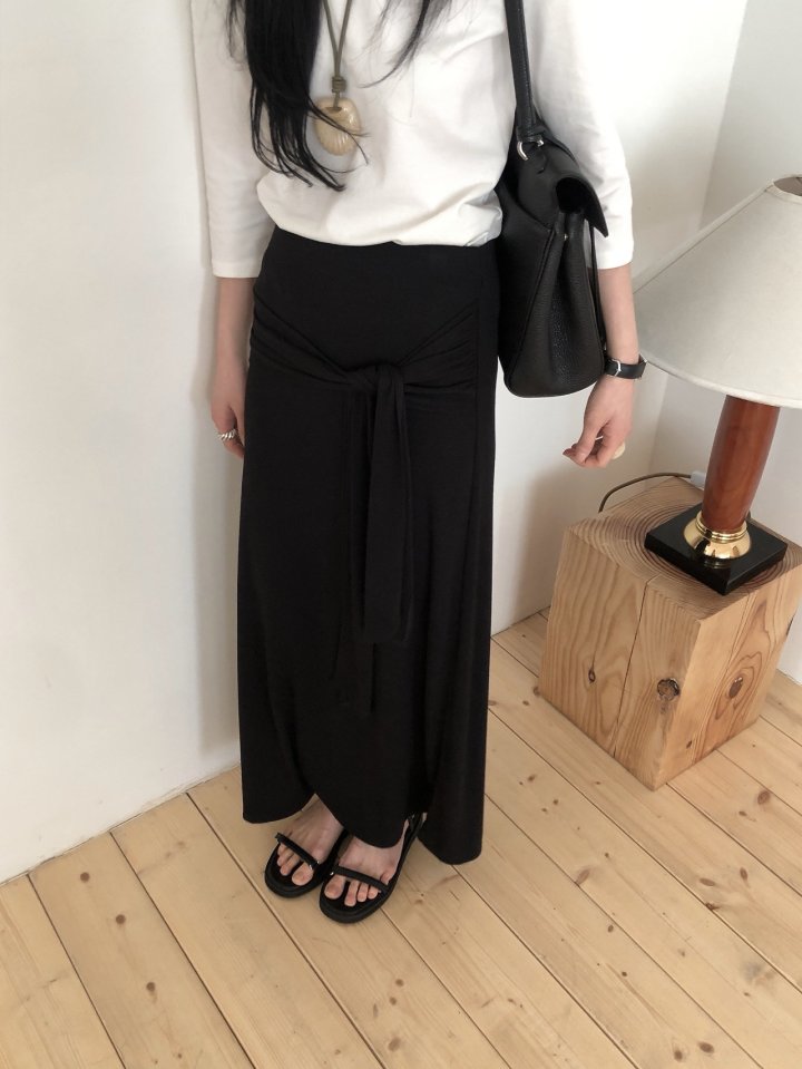 [LE BUTTER] Scarf Skirt 9