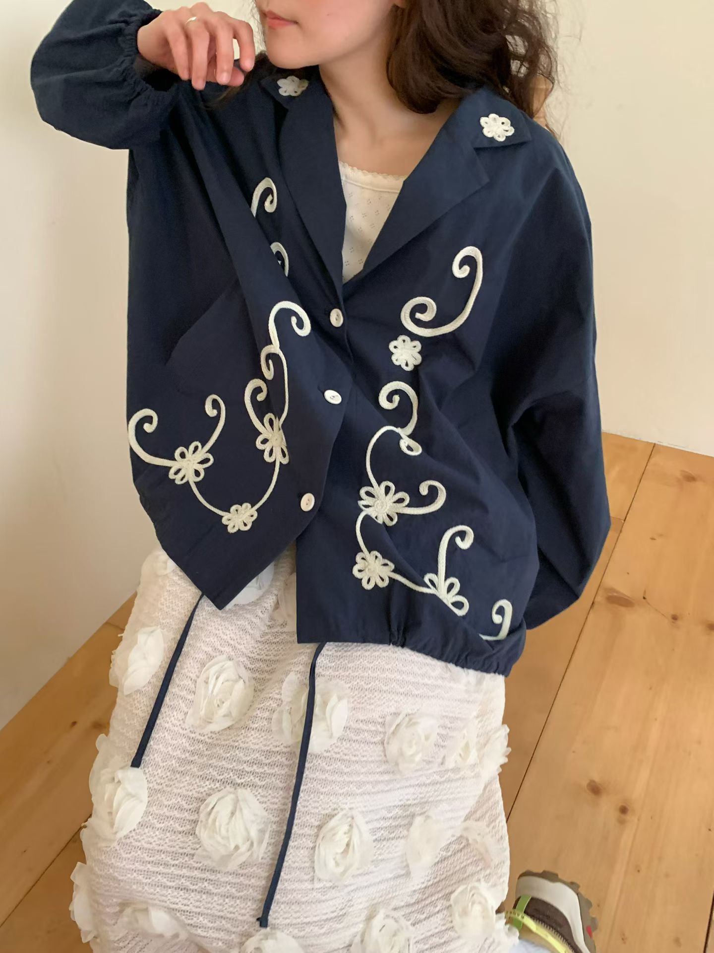 [VENTI] Millie Floral Handle Embroidered Jacket 5