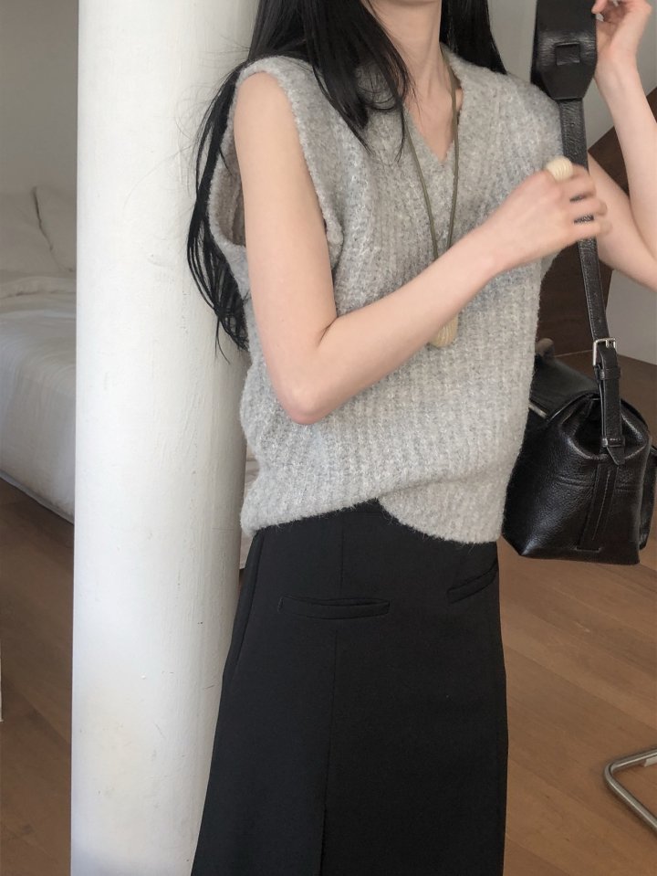 [LE BUTTER] Alpaca Vest 6