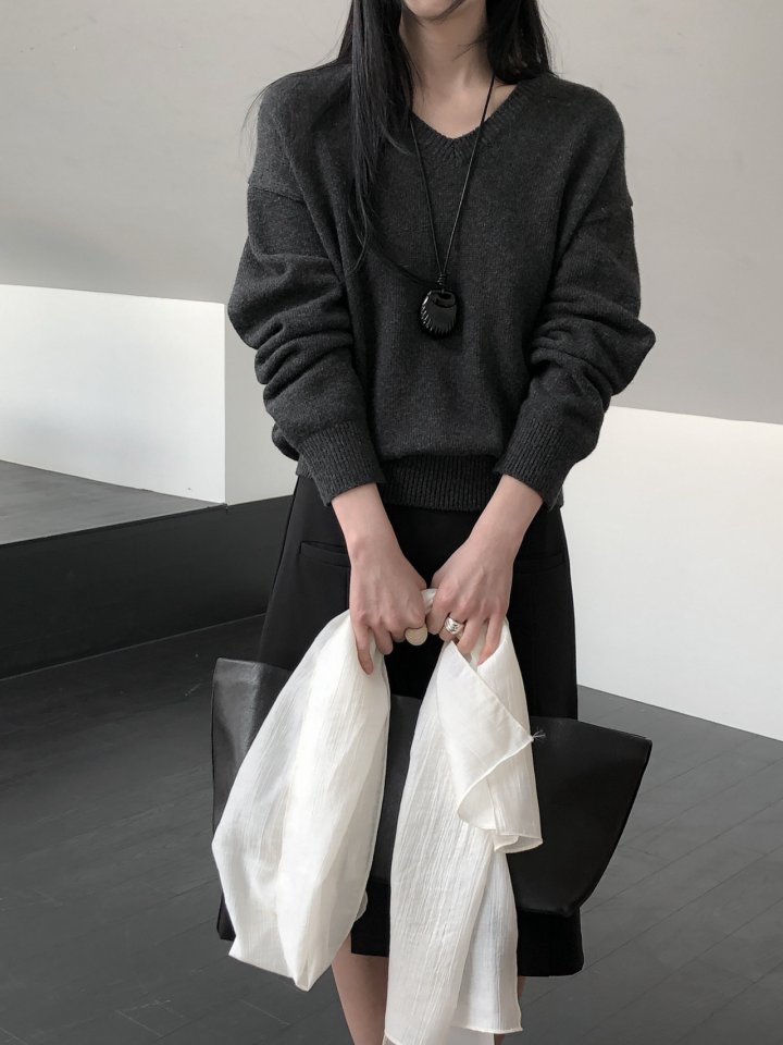 [LE BUTTER] Cashmere V-Neck Knit 7