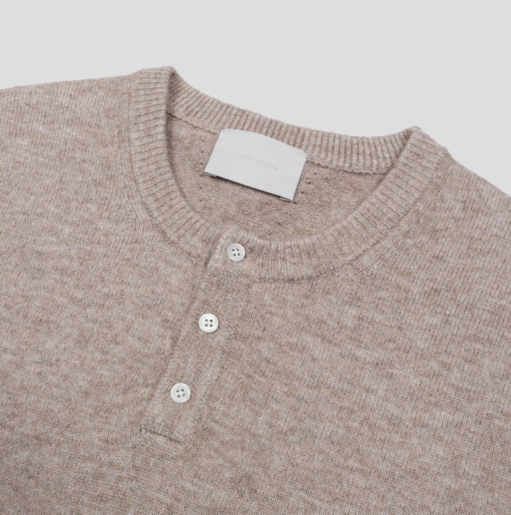 [GENTLE COVER] Ness Daily Henley Neck Knit 3