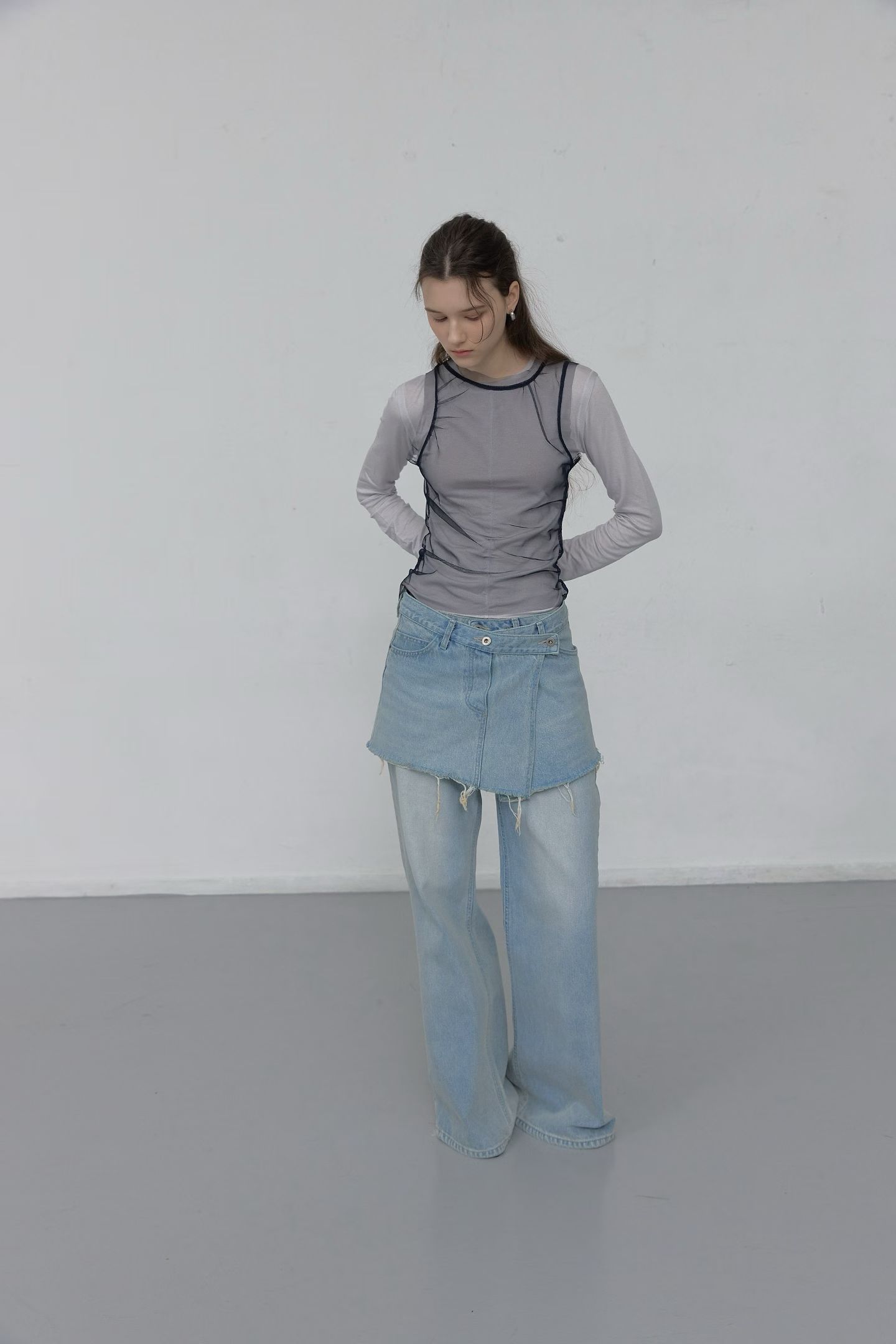 [FOUNDATION] Blooming Mesh Layered T-Shirt 5
