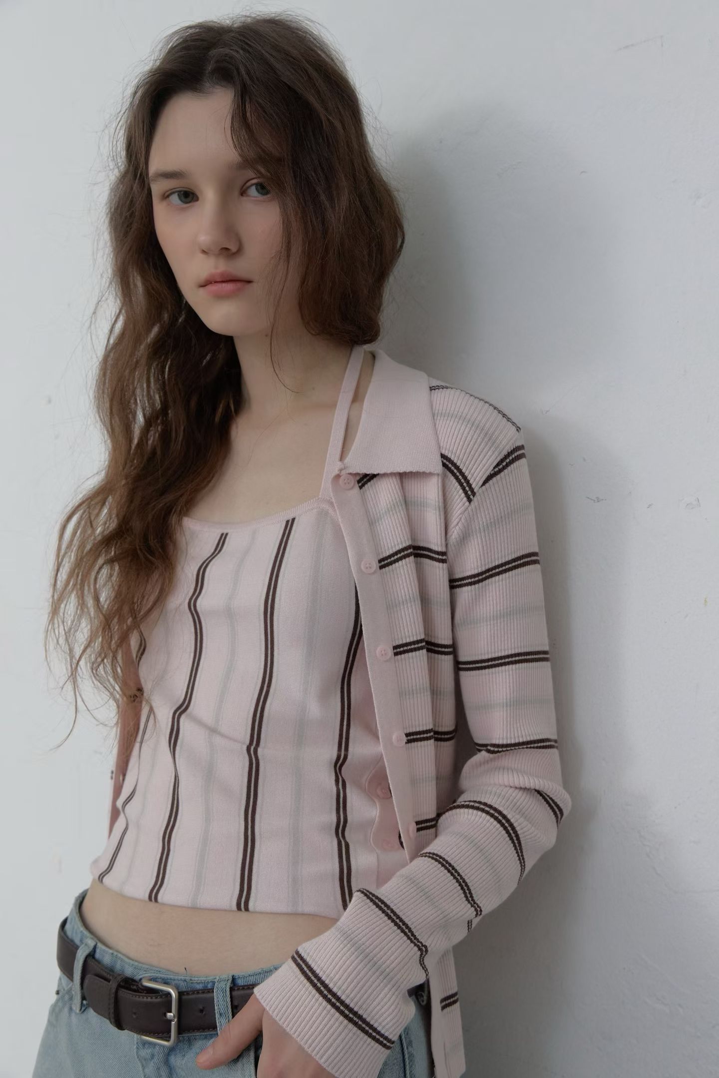 [FOUNDATION] Mellow Striped Collared Cardigan Sleeveless Top Set 10