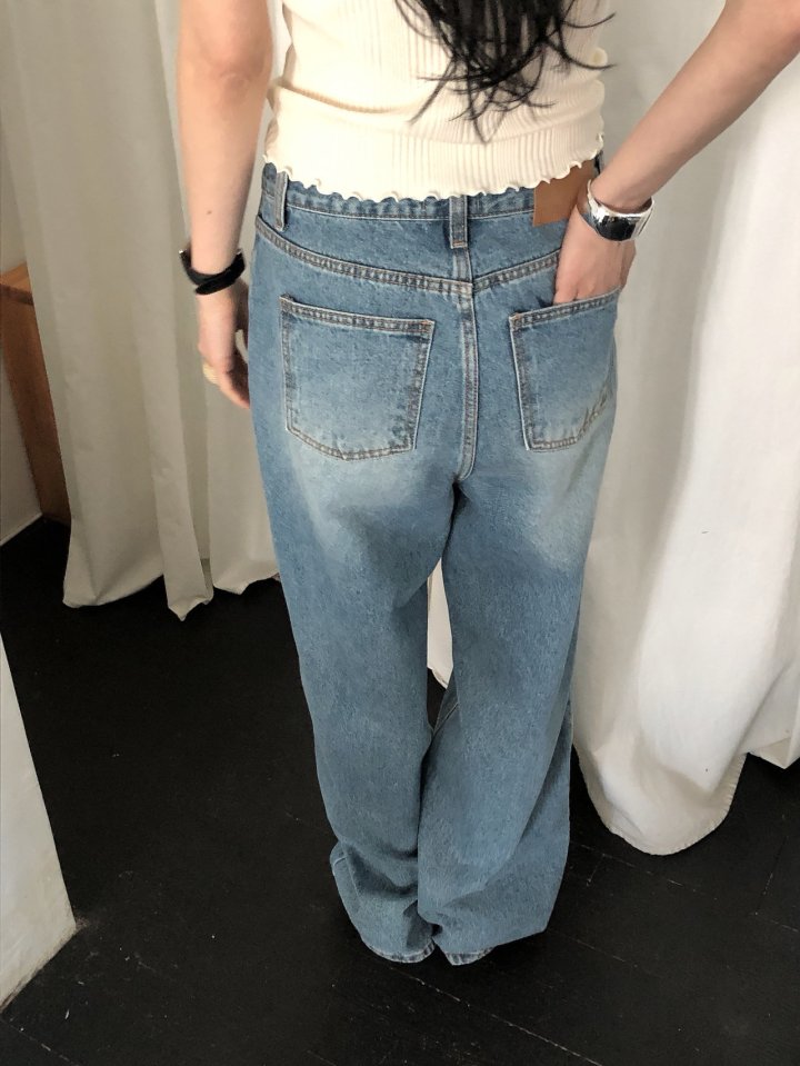 [LE BUTTER] Branda Medium Denim Pants 7