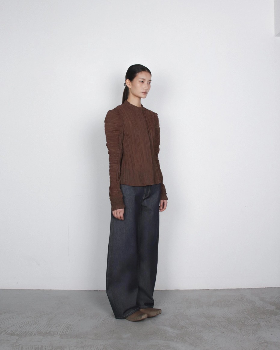 [TEXTURE] Ja Pleated Volume Blouse 10