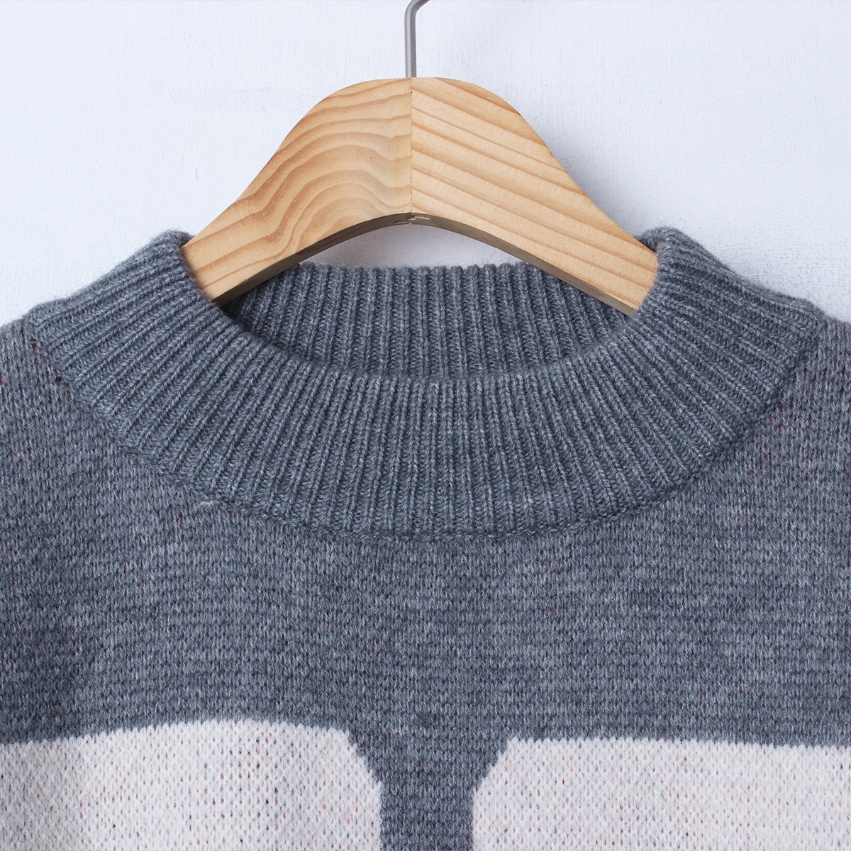 (Official Licensed Disney) [NEON FISH] 1928 Knit 6