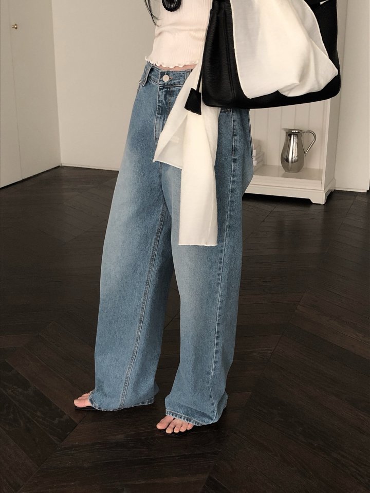 [LE BUTTER] Branda Medium Denim Pants 9