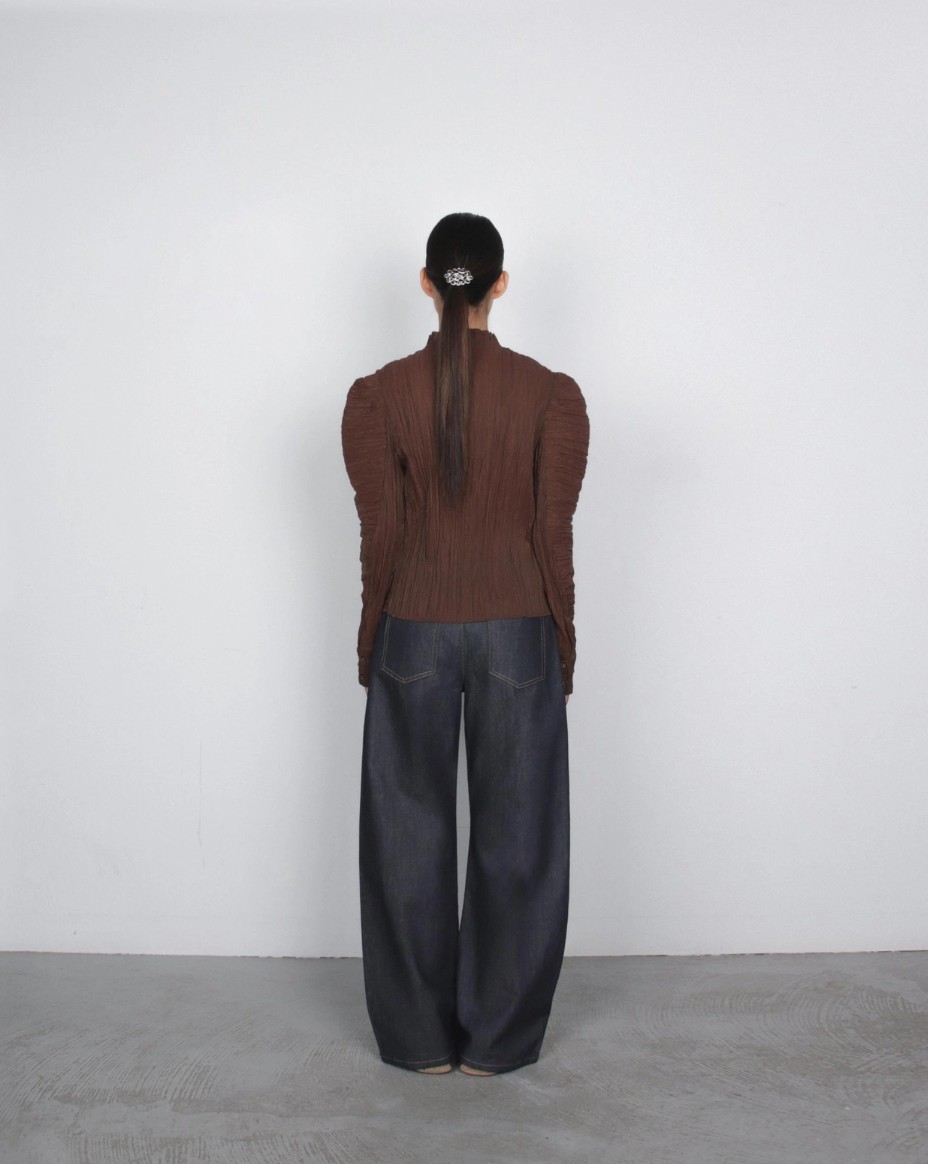 [TEXTURE] Ja Pleated Volume Blouse 9