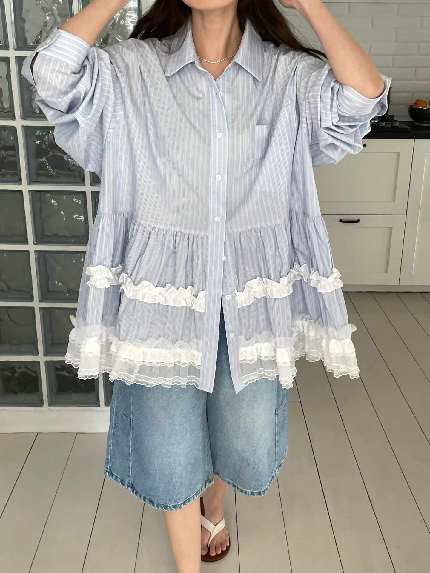 [VENTI] Frill Tiered Lace Shirt 4