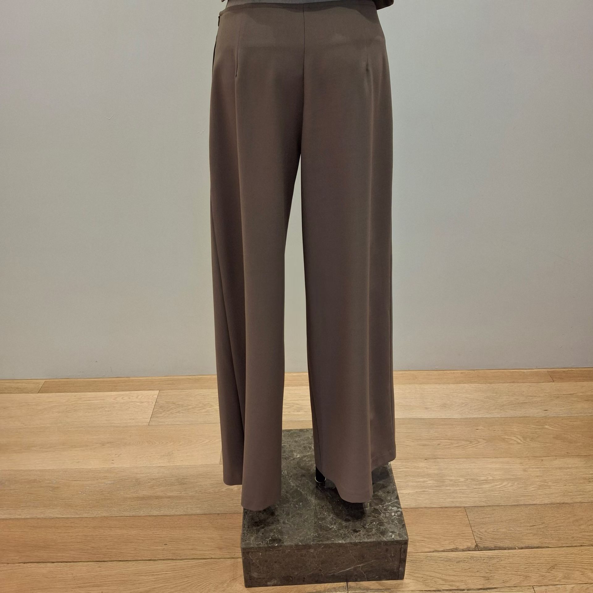 Heidi Pants 4