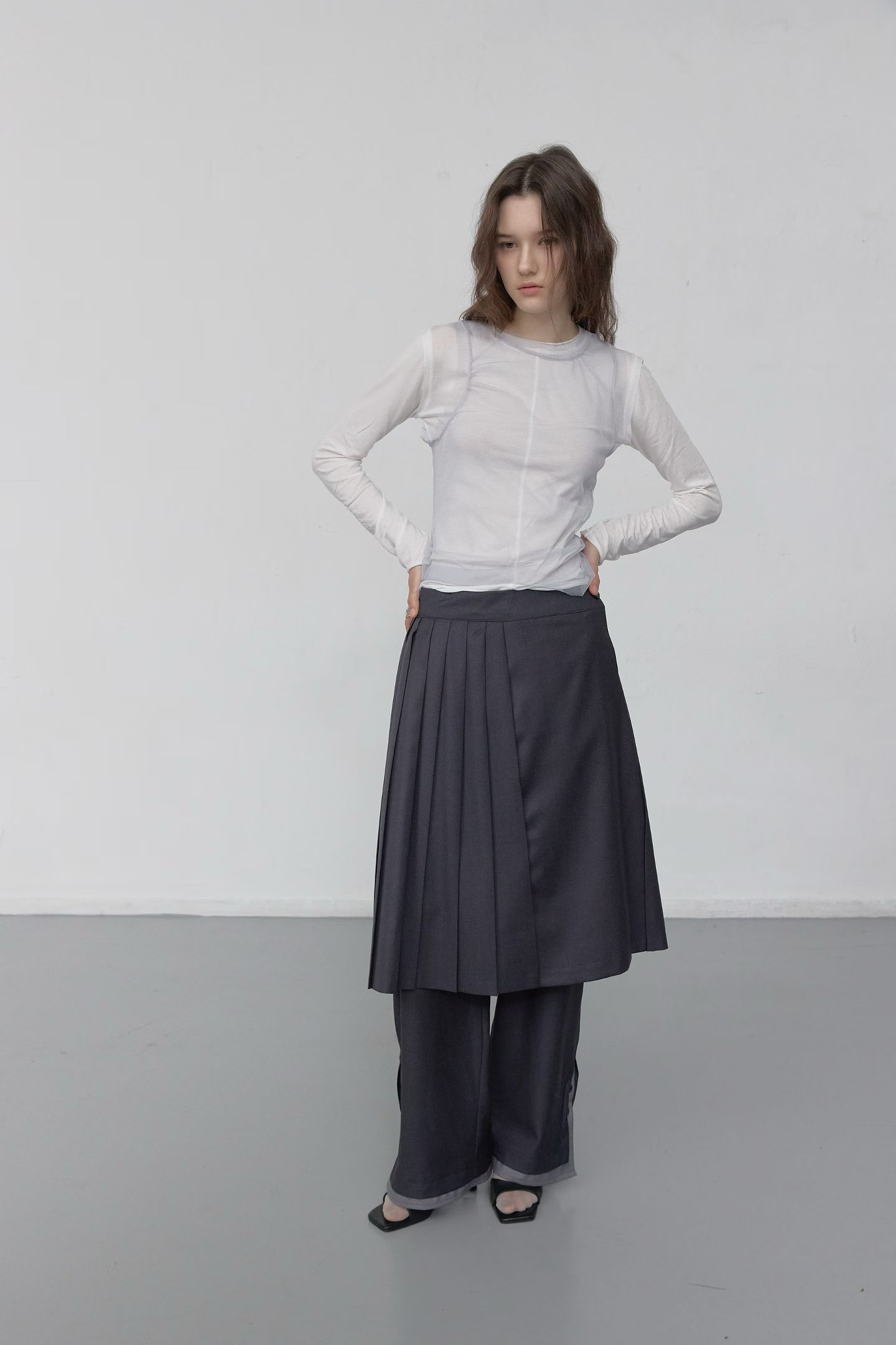 [FOUNDATION] Blooming Mesh Layered T-Shirt 10