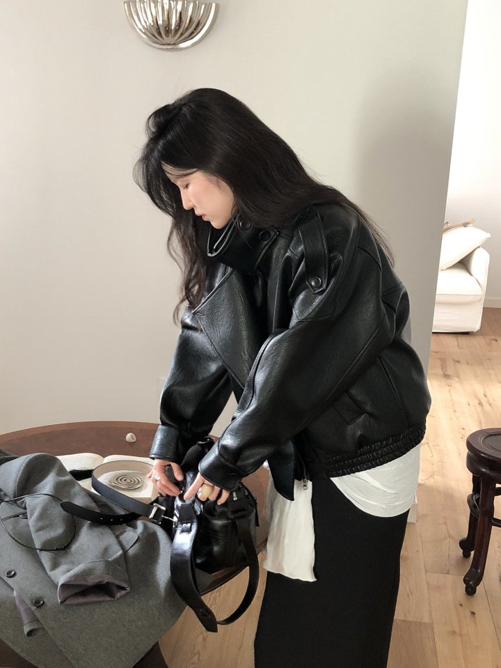 [LE BUTTER] High-Neck Vegan Leather Jumper 10