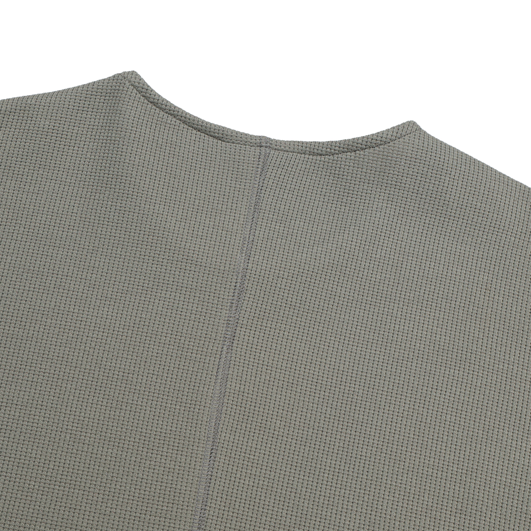 [LOGAN] Waffle Cropped Long Sleeve T-Shirt 4