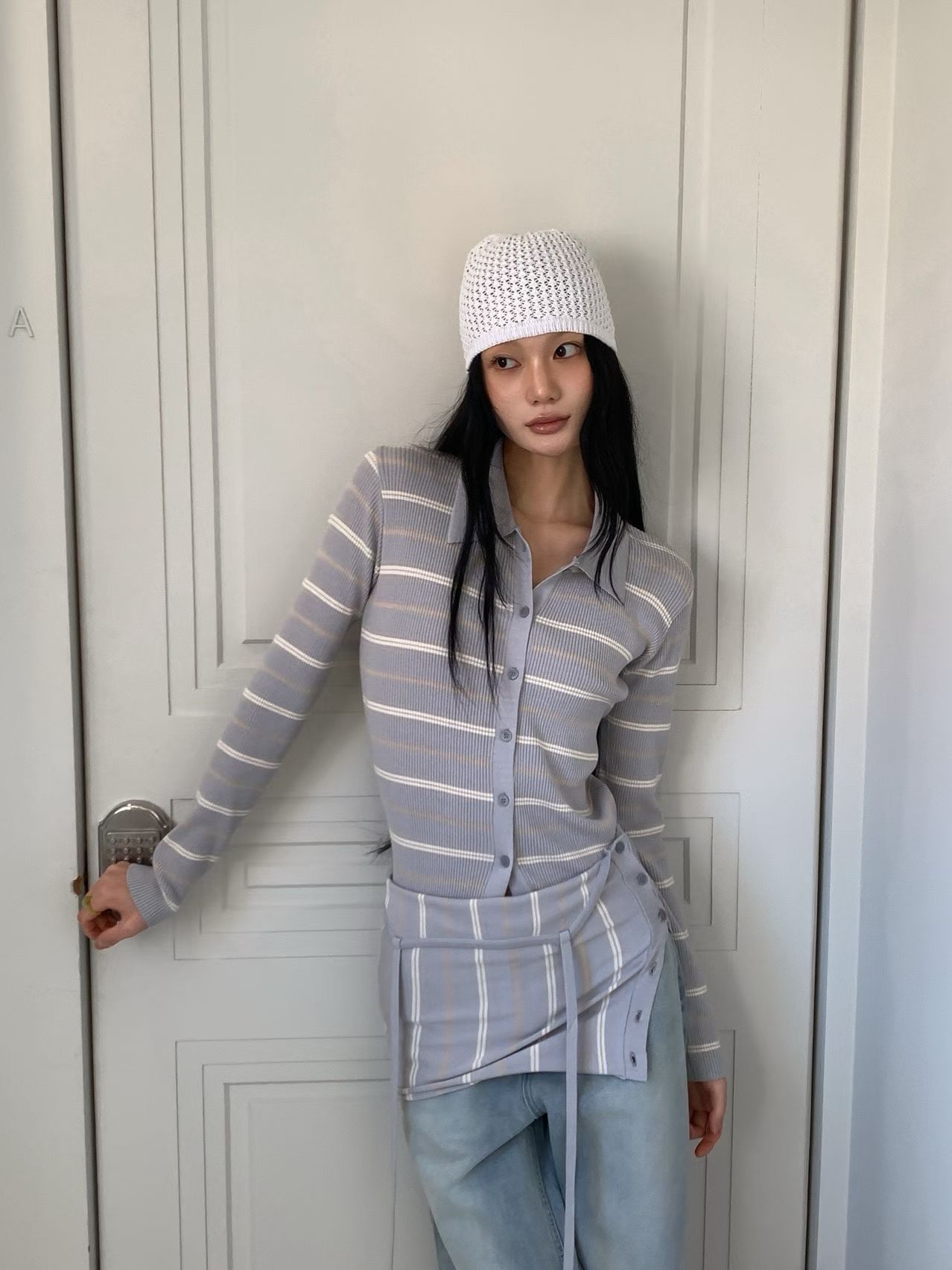 [FOUNDATION] Mellow Striped Collared Cardigan Sleeveless Top Set 4