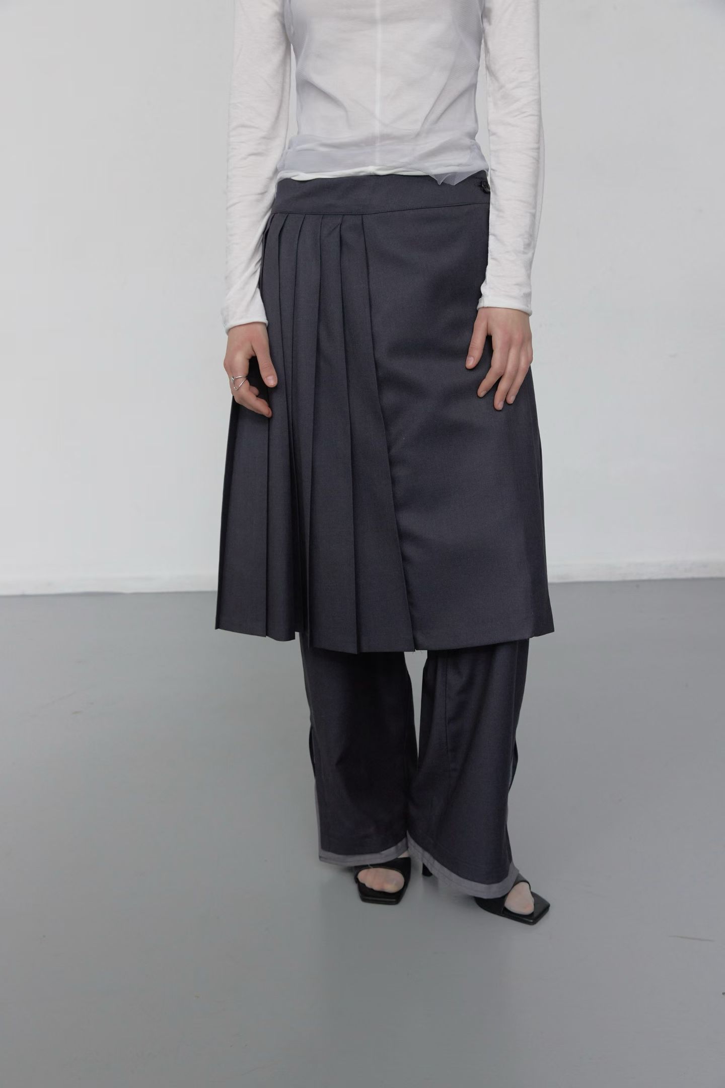 [FOUNDATION] Nine Single Jacket Pleated Skirt Set 9