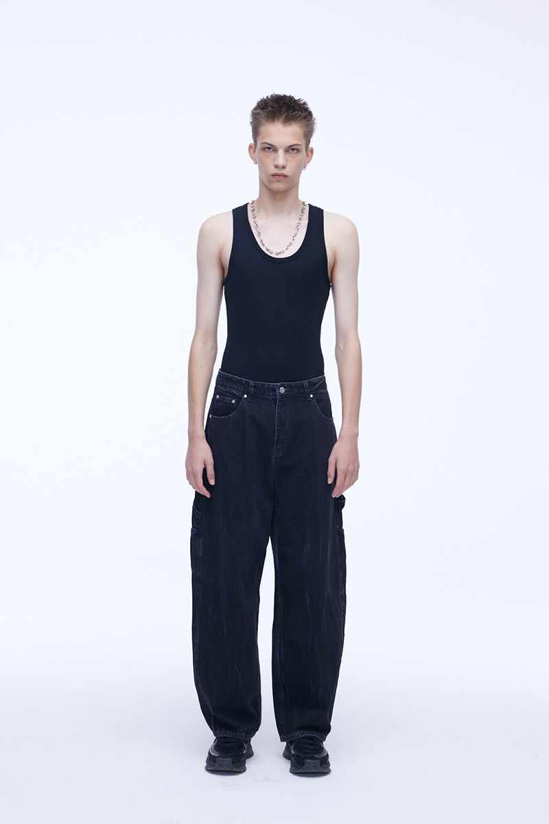 [SSERPE] CURVED CARPENTER CRACK DENIM PANTS 4
