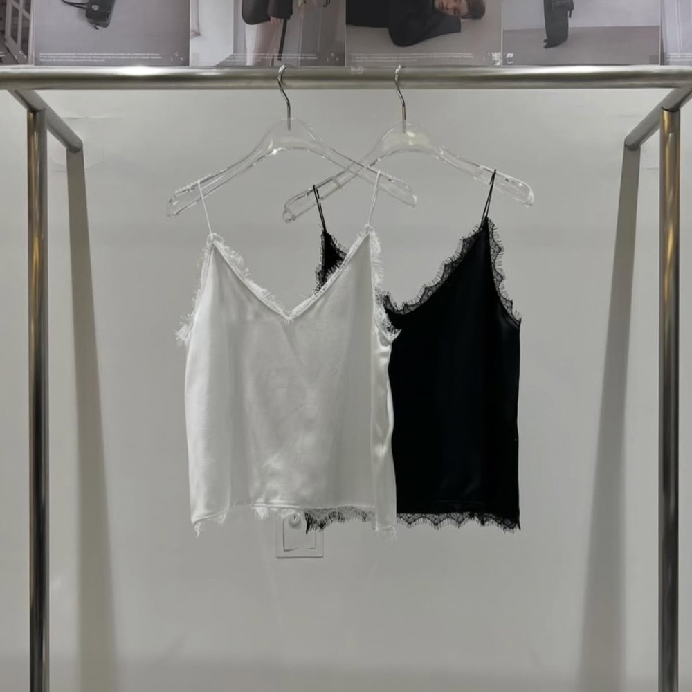 [CEST LA VIE] Rouge Lace Satin Sleeveless Blouse 8