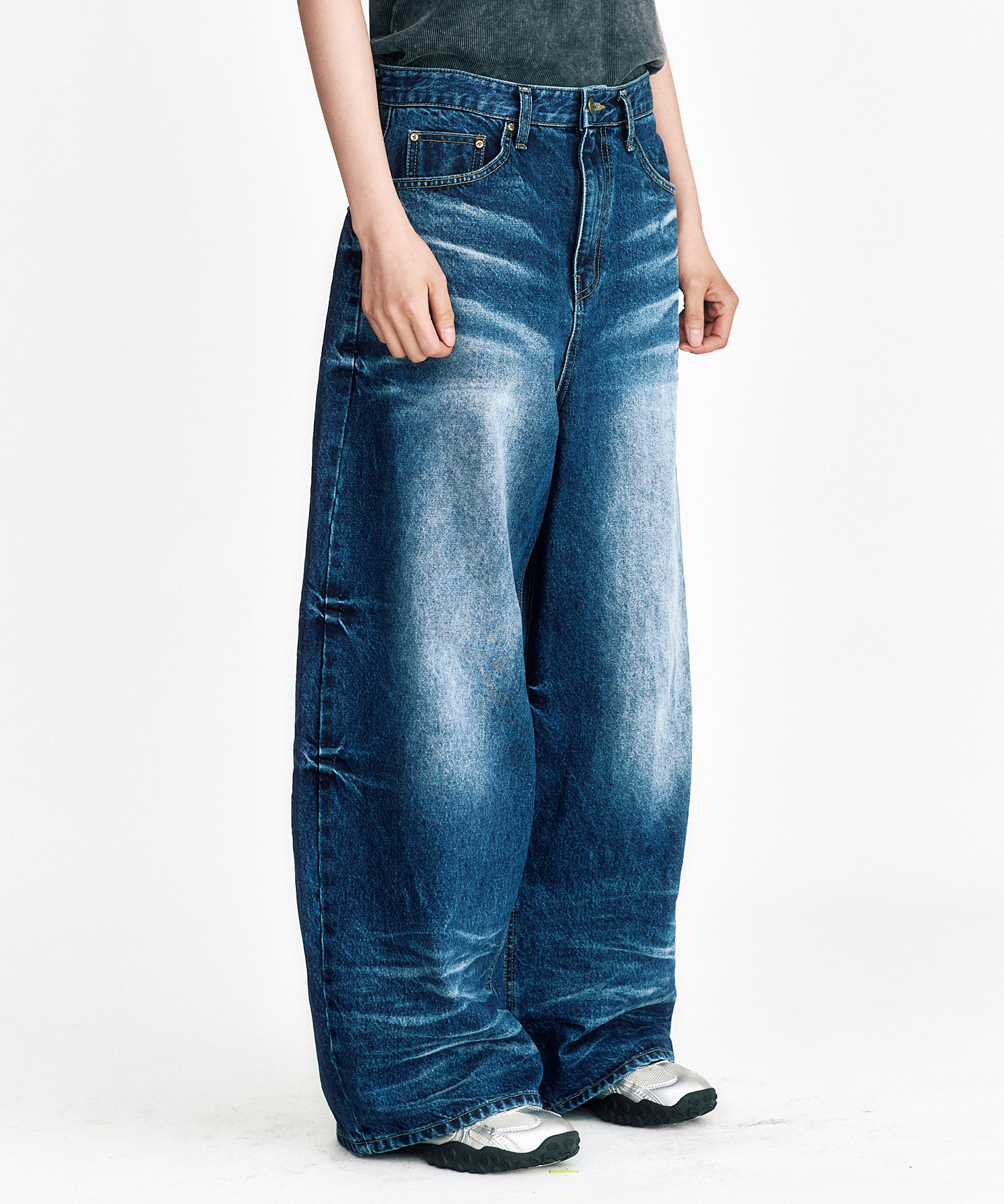 [SSERPE] STARRY NIGHT WASHED WIDE DENIM PANTS 8