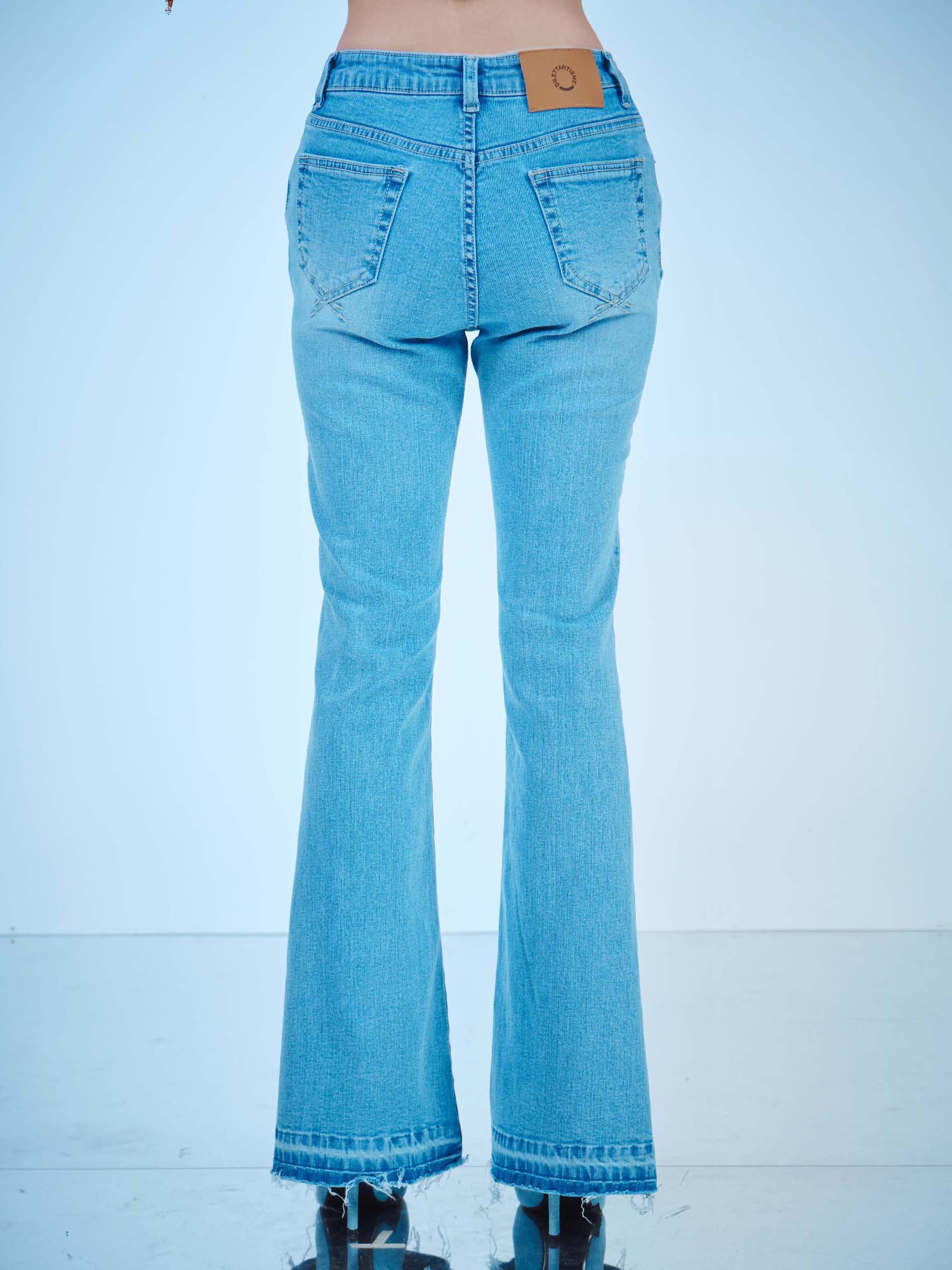 [DILETTANTISME] Light Washing Boots Cut Span Denim 4