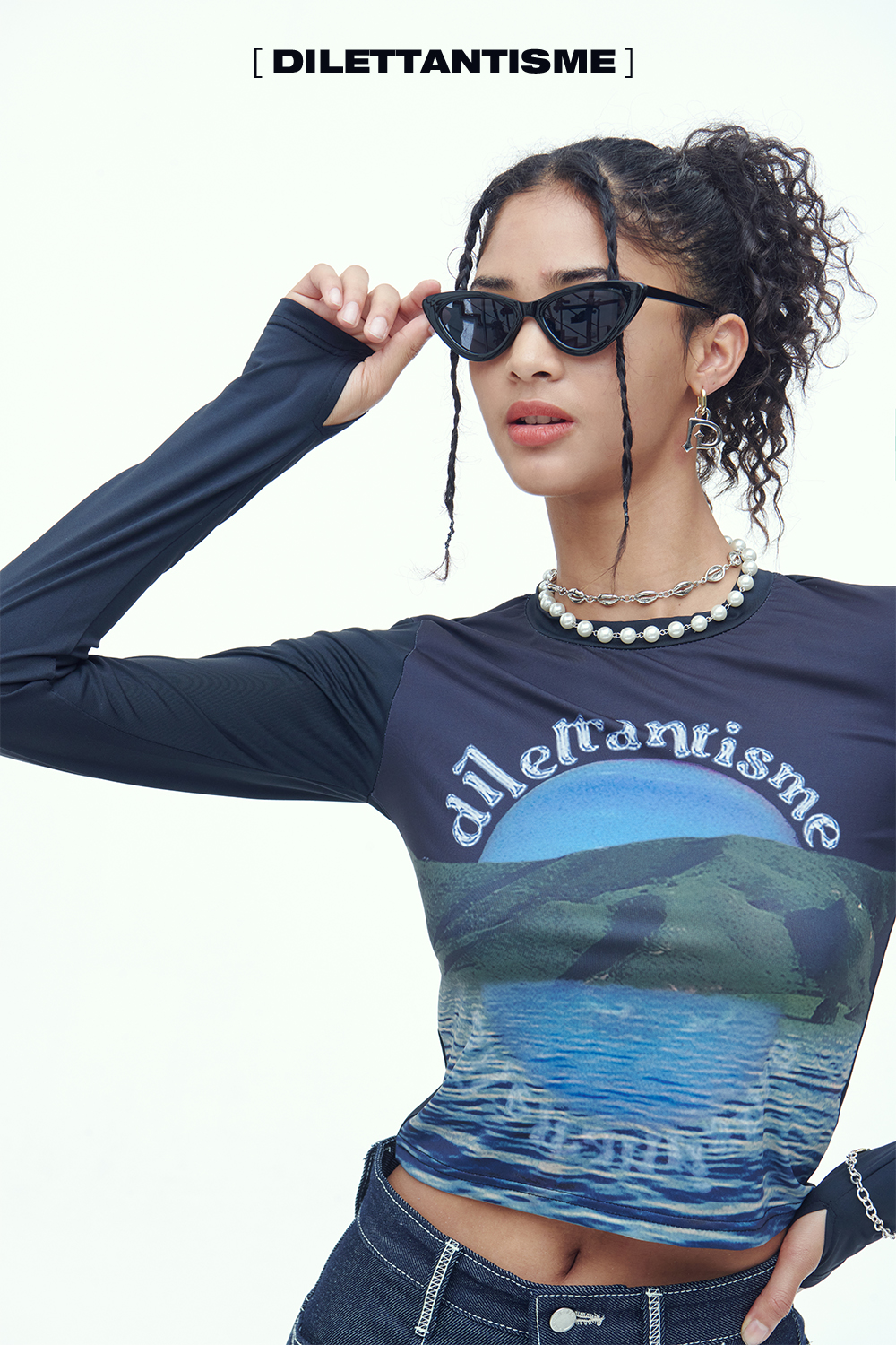 [DILETTANTISME] Moon Warmer Graphic Crop T-Shirts 2