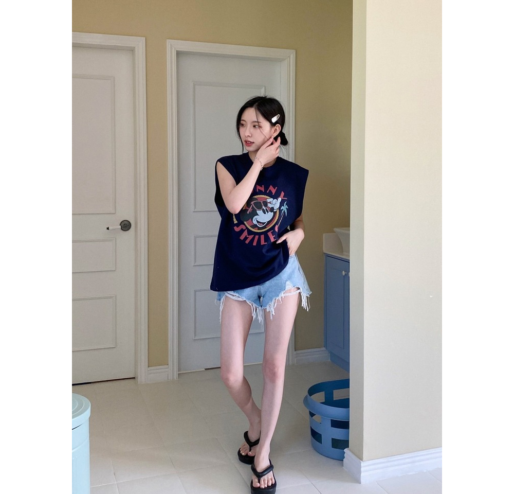 [NEON FISH] Sunny Mickey Sleeveless Top 2