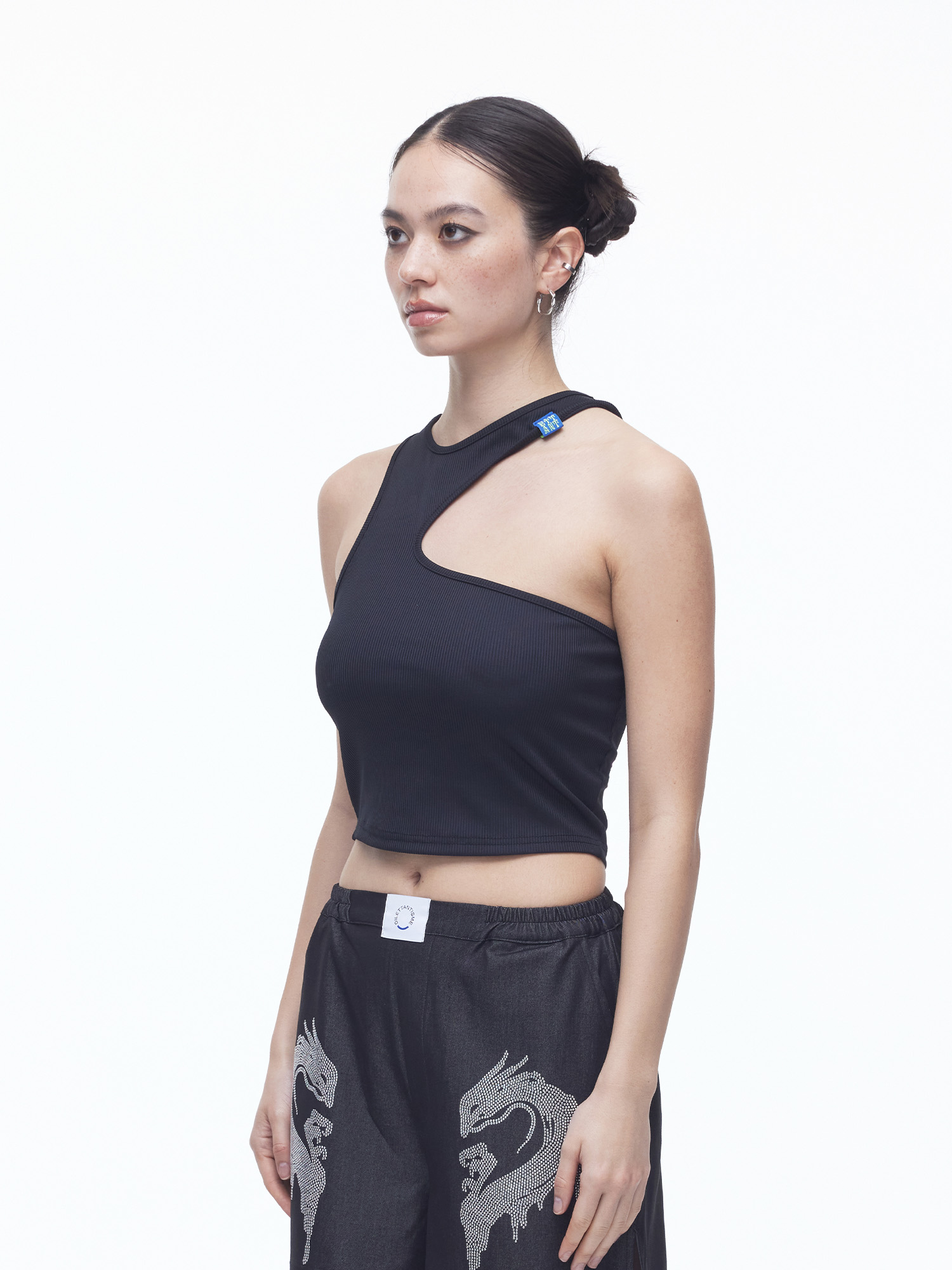 [DILETTANTISME]  Airly Cut-Out Sleeveless T-Shirts 5