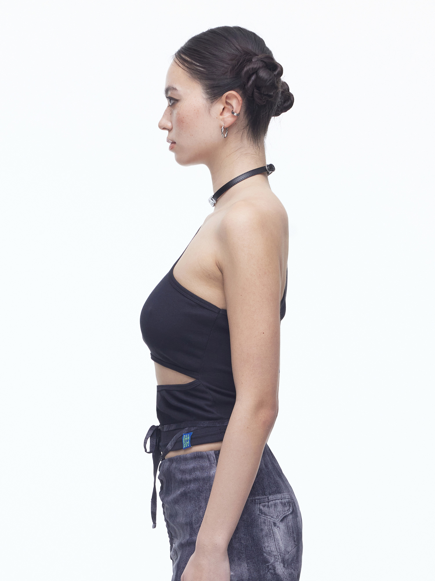 [DILETTANTISME] Unbalance Cut-Out Sleeveless T-Shirts 3