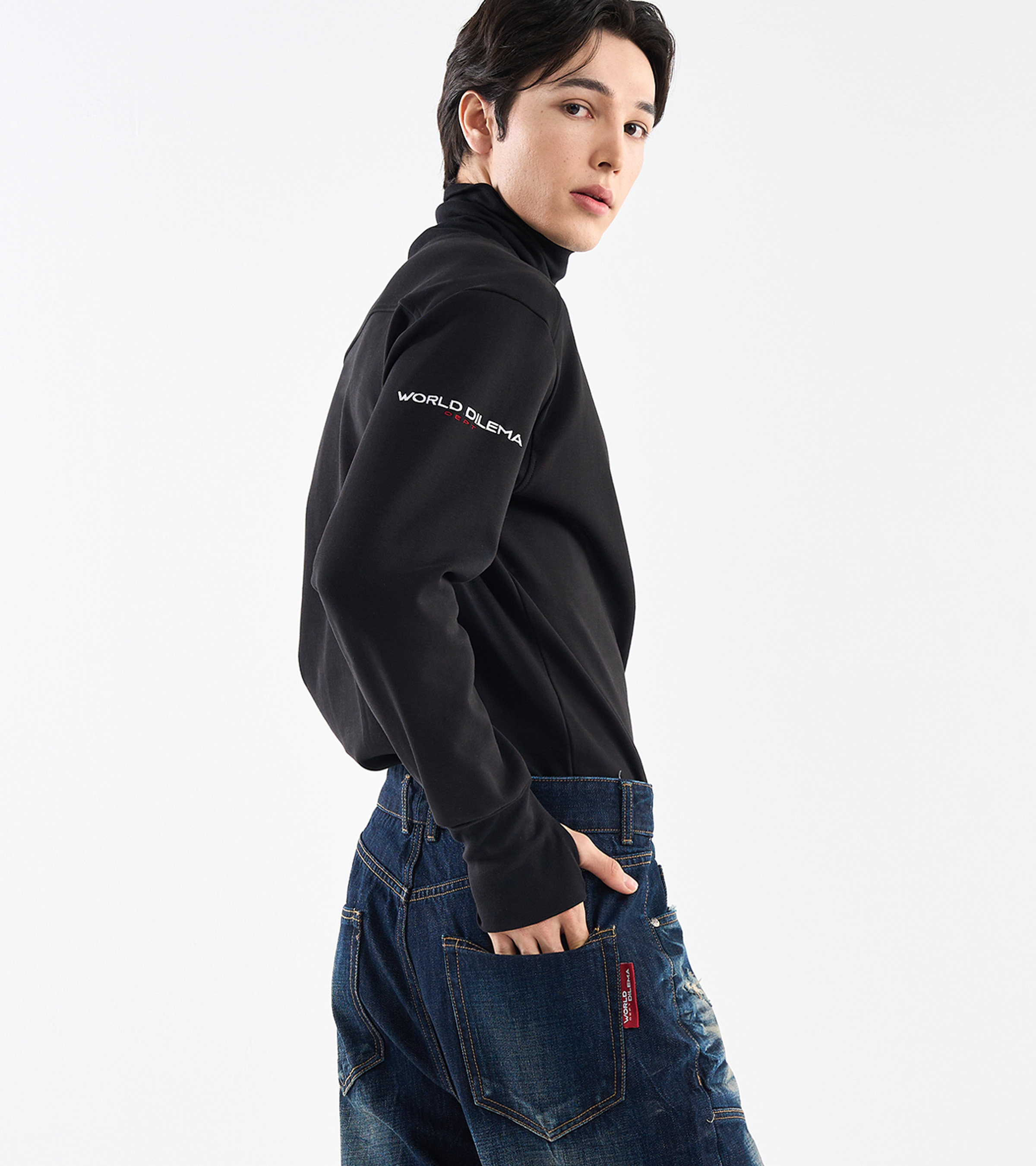 HIGH NECK LONG SLEEVE T-SHIRTS-BLACK 2