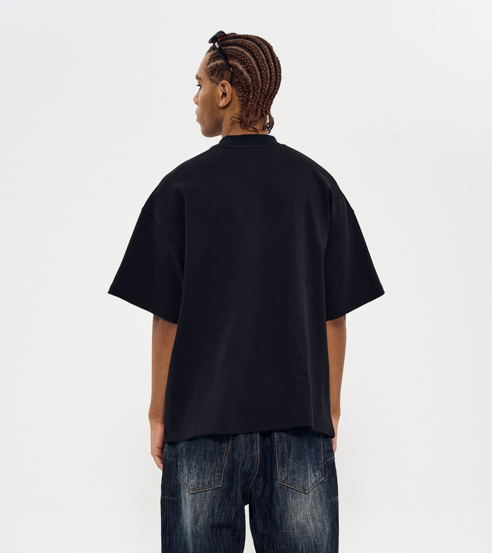 MOCK NECK EMBLEM HALF T-SHIRTS-BLACK 6