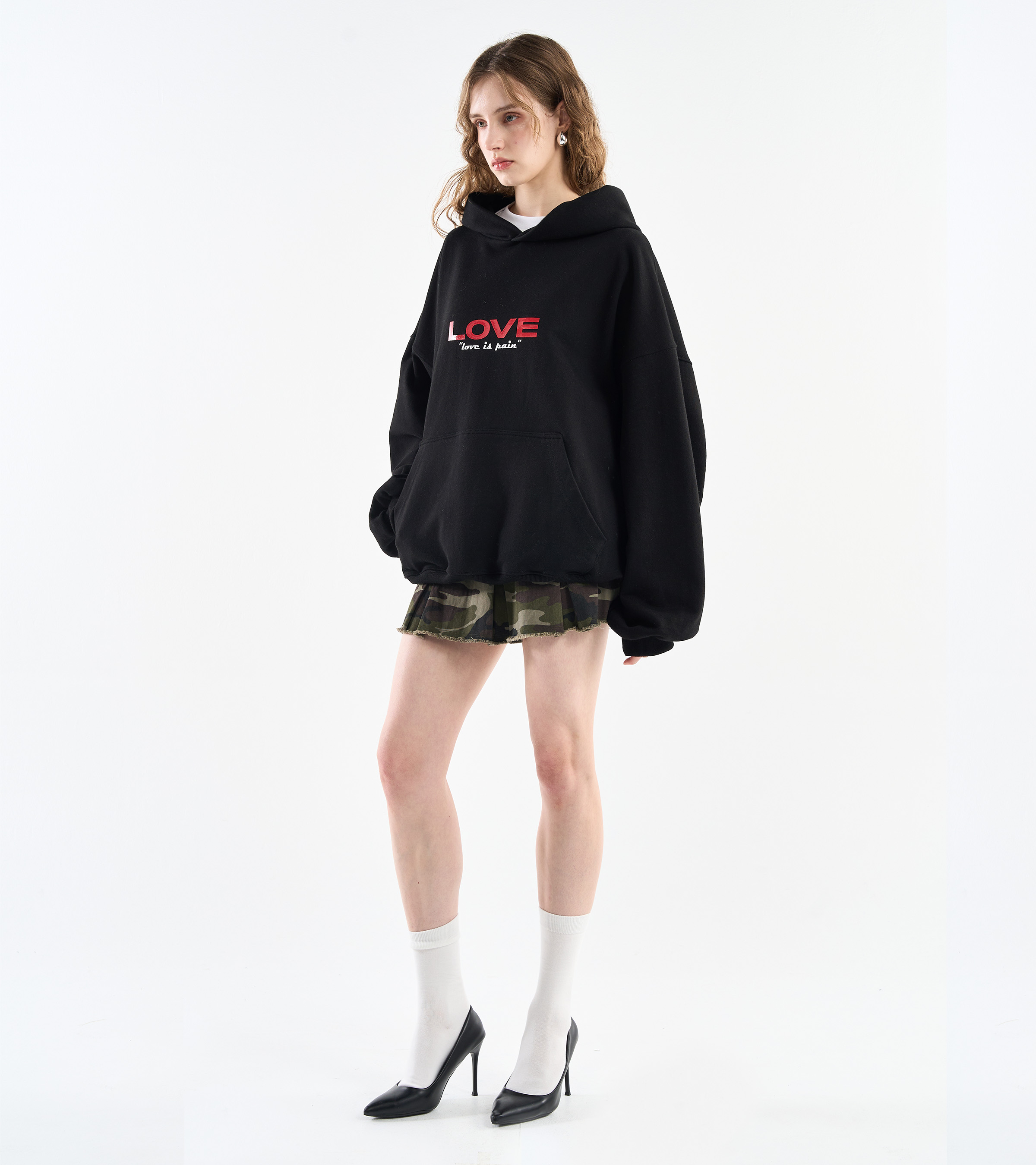 LOVE' Gel-Printed Hoodie-Black 3