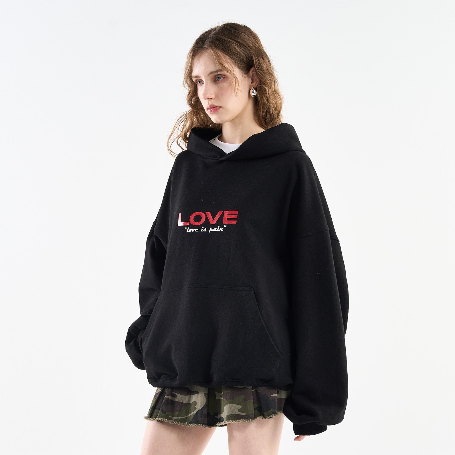 LOVE' PRINTING HOOD-BLACK 2