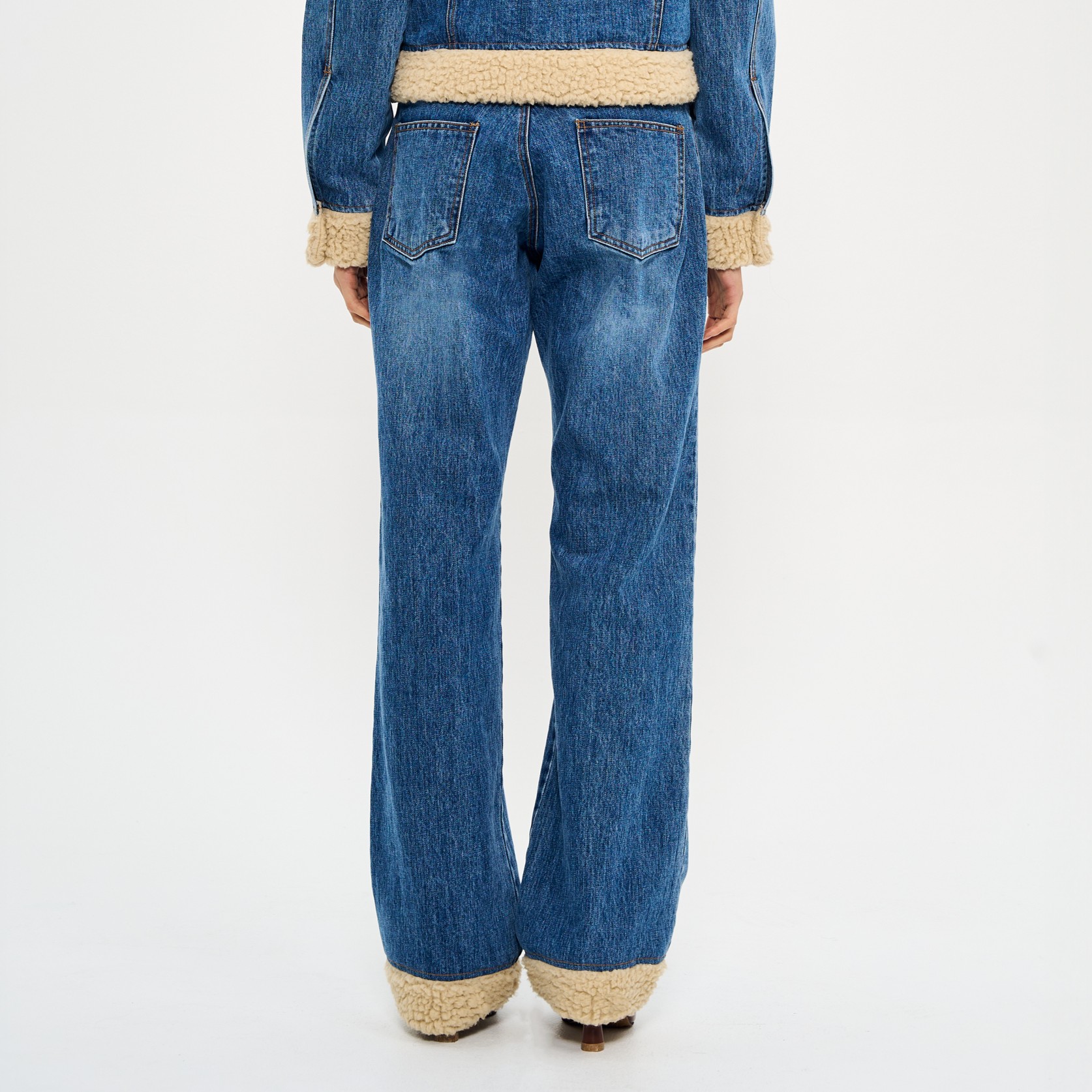 SET-UP SHERPA POINT SEMI BOOTS-CUT DENIM PANTS-DENIM BLUE 2