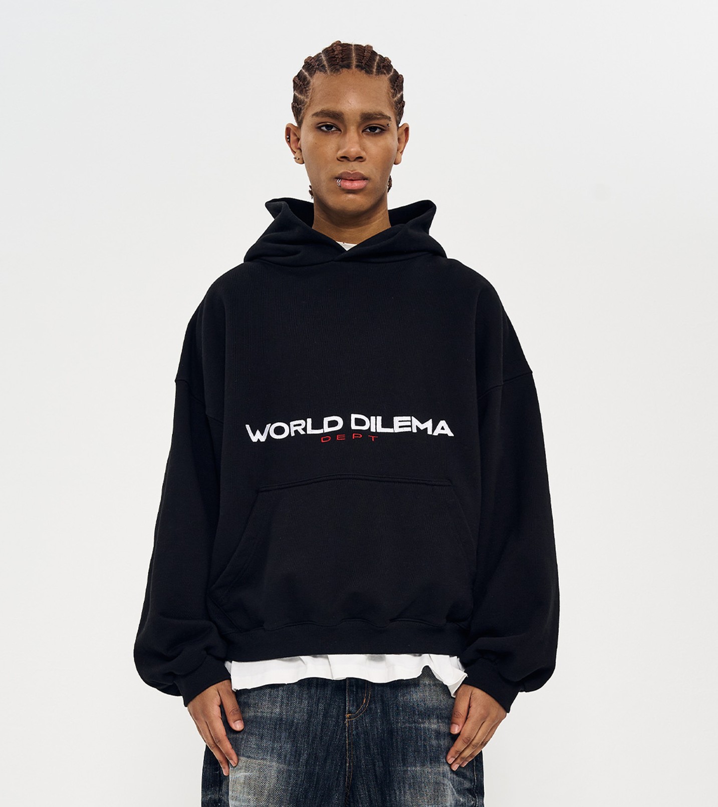 WORLD DILEMA' EMBROIDERY HOOD-BLACK 4
