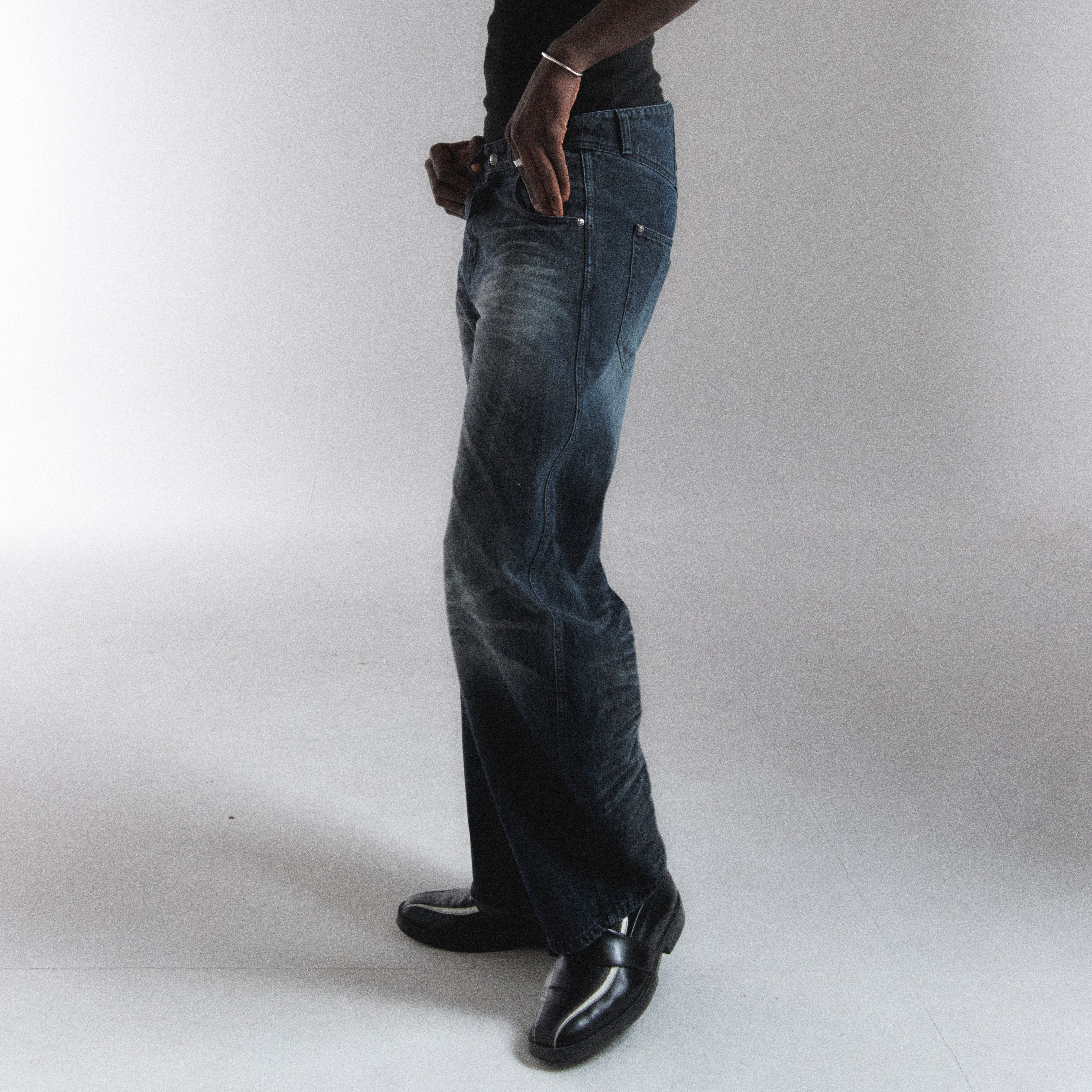 LOW EXTRA WIDE WASHING DENIM-BLUE GREY 3