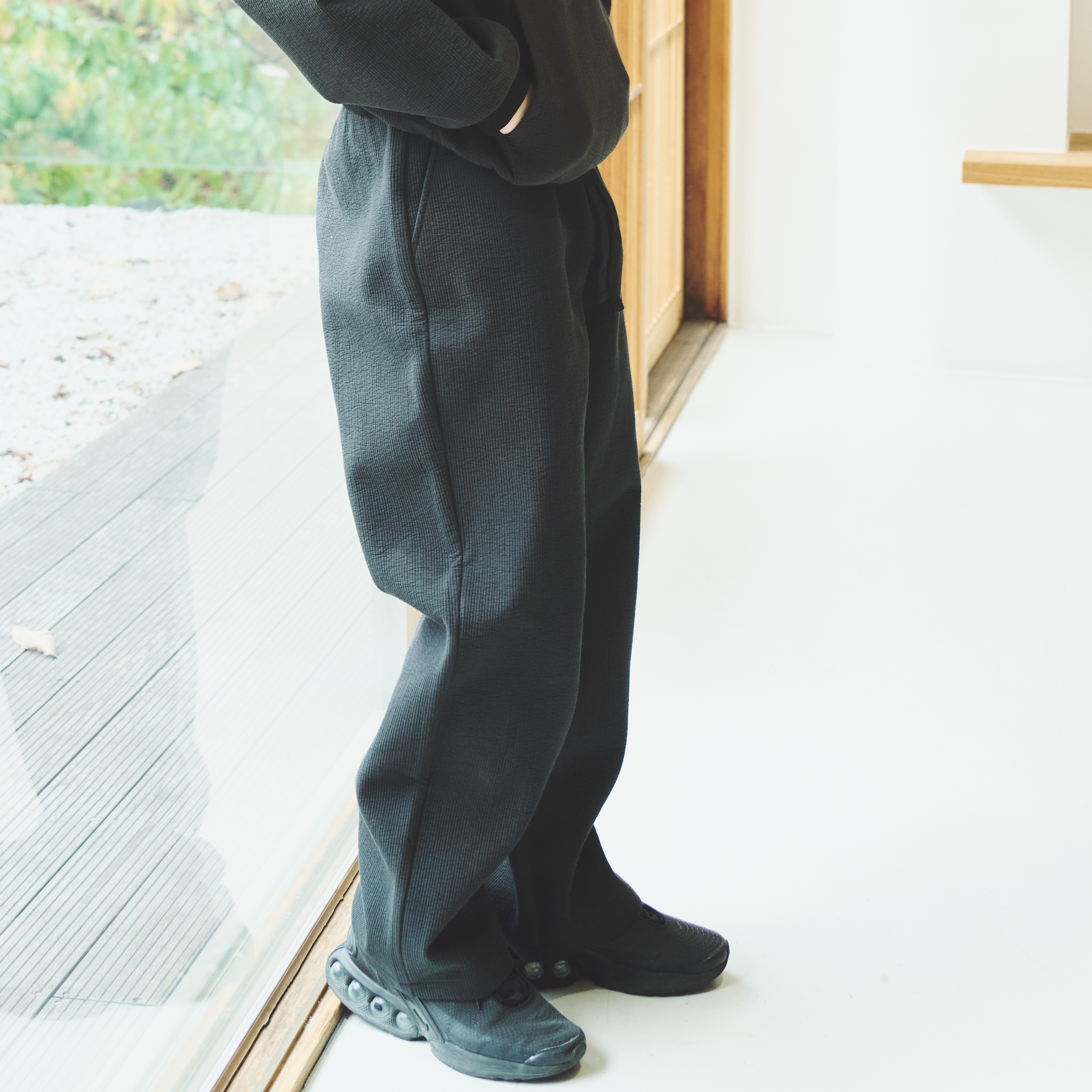 TAEBAEK NUBI BOTTOM-Black 4