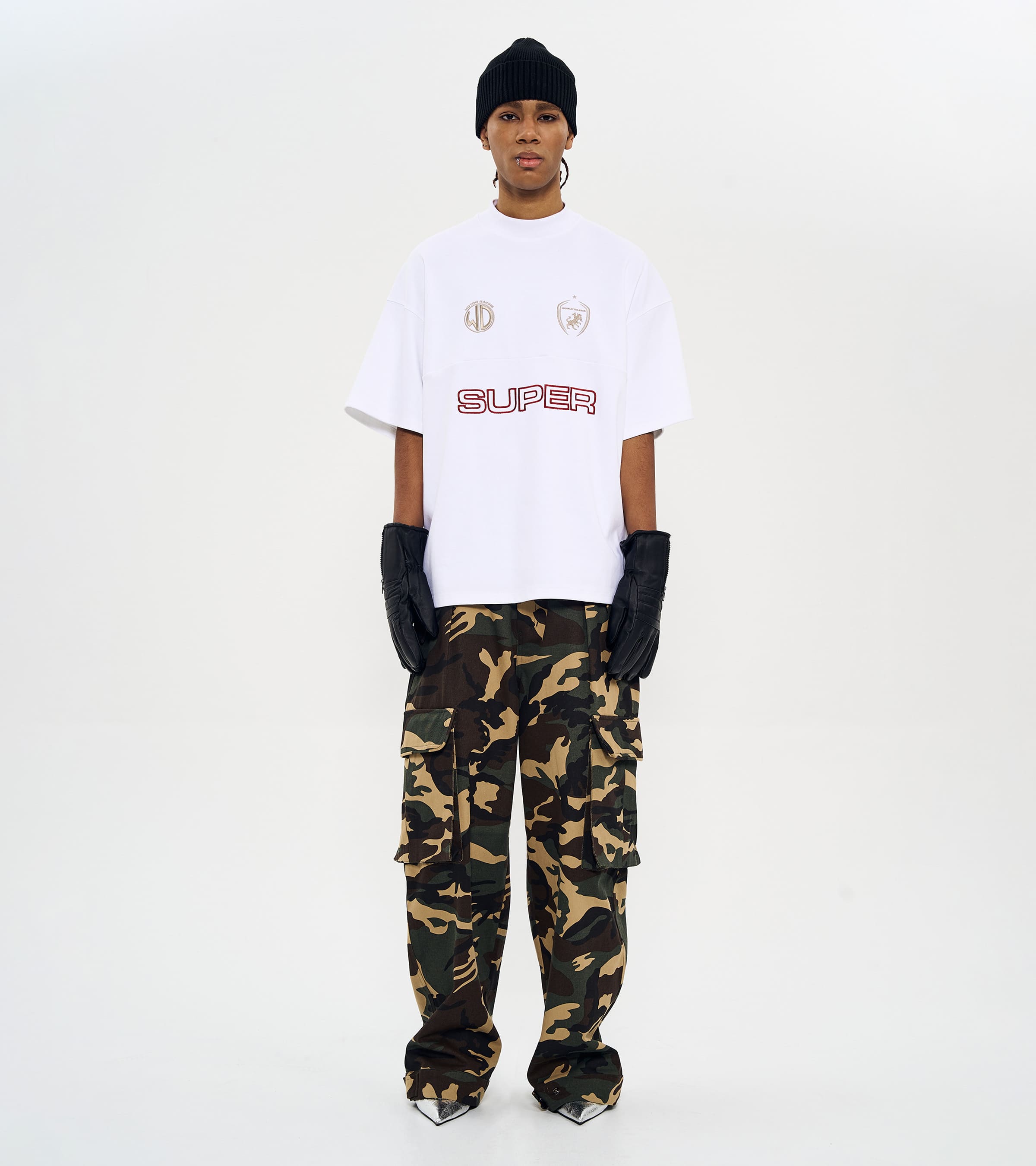 MOCK NECK EMBLEM HALF T-SHIRTS-WHITE 6