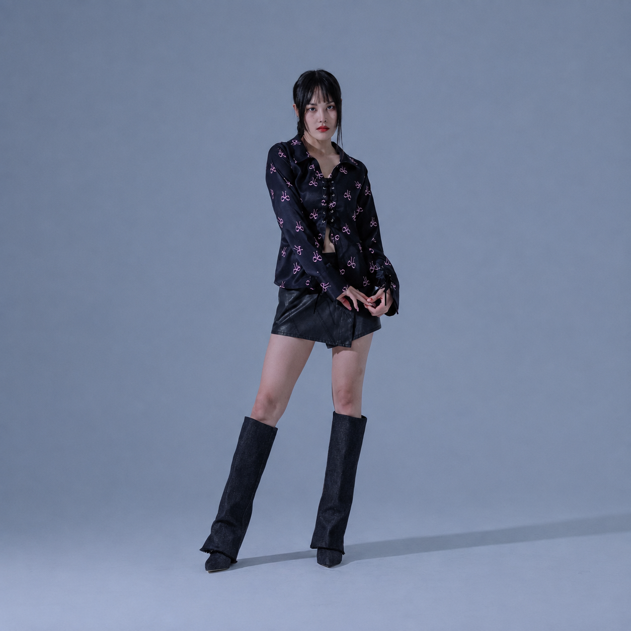 Ribbon Eyelet Shirt-BLACK 4