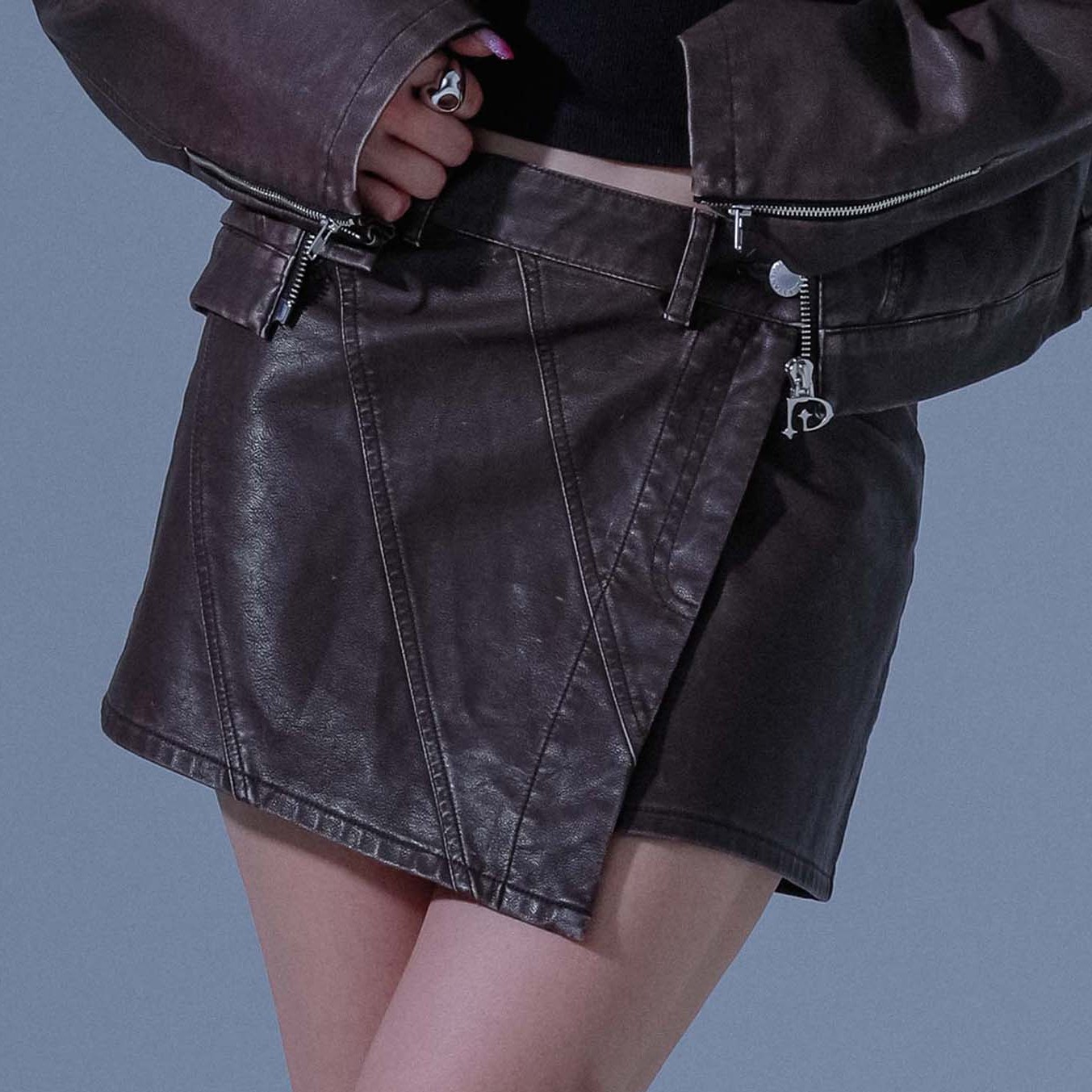 PIGMENT VINTAGE VEGAN LEATHER SKIRT-BROWN 4