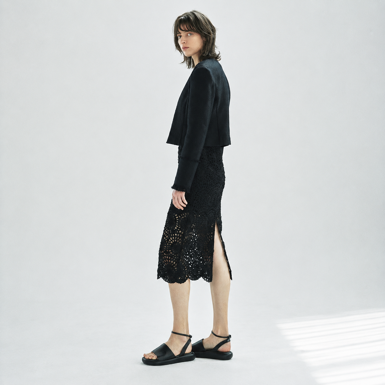 GARACE CROPPED JACKET-BLACK 5