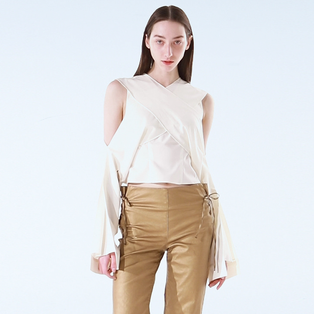 KNOTTED BLOUSE-WHITE 3