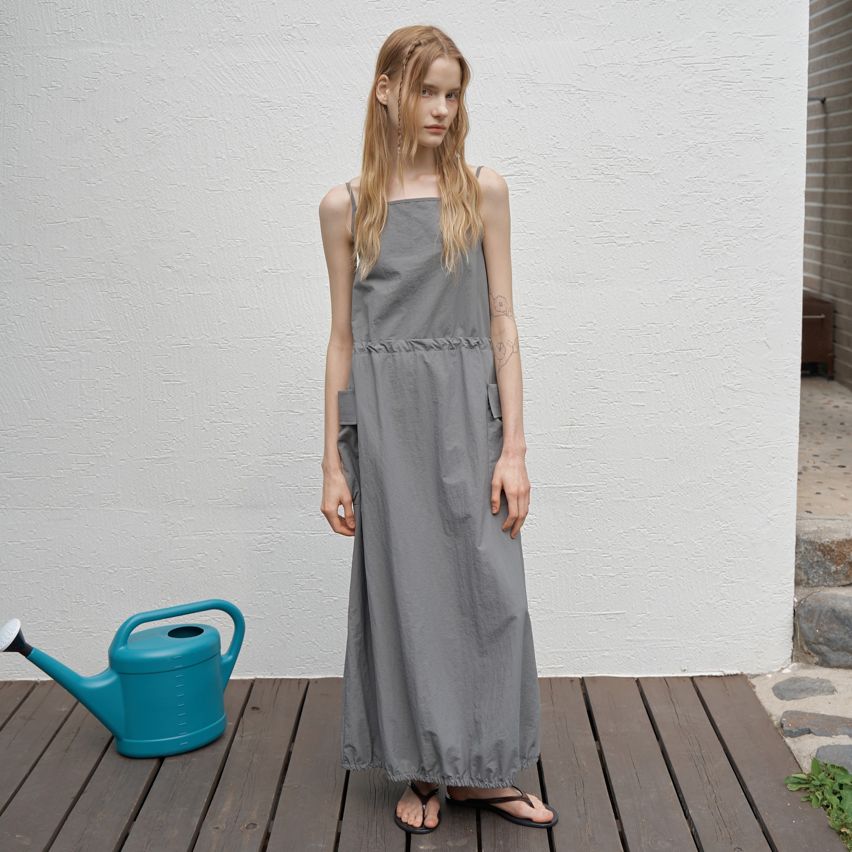nylon square neck pocket balloon dress-Charcoal 3