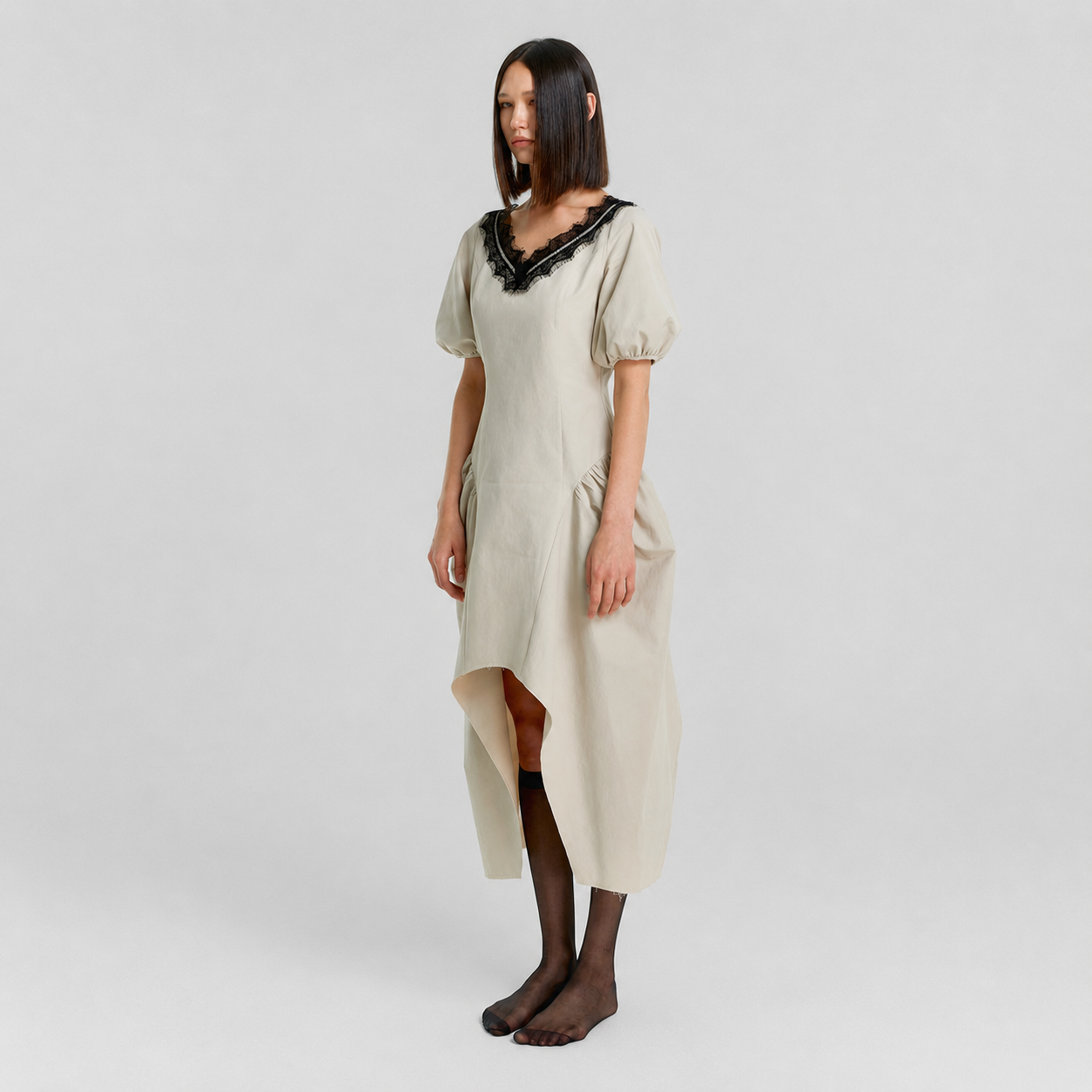 STRUCTURAL LACY DRESS-BEIGE 5