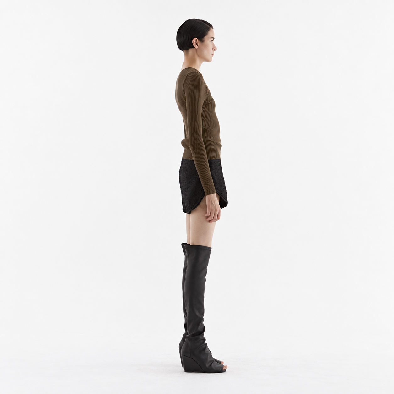 RAVEN OBLONG TWEED SHORTS-BLACK 4