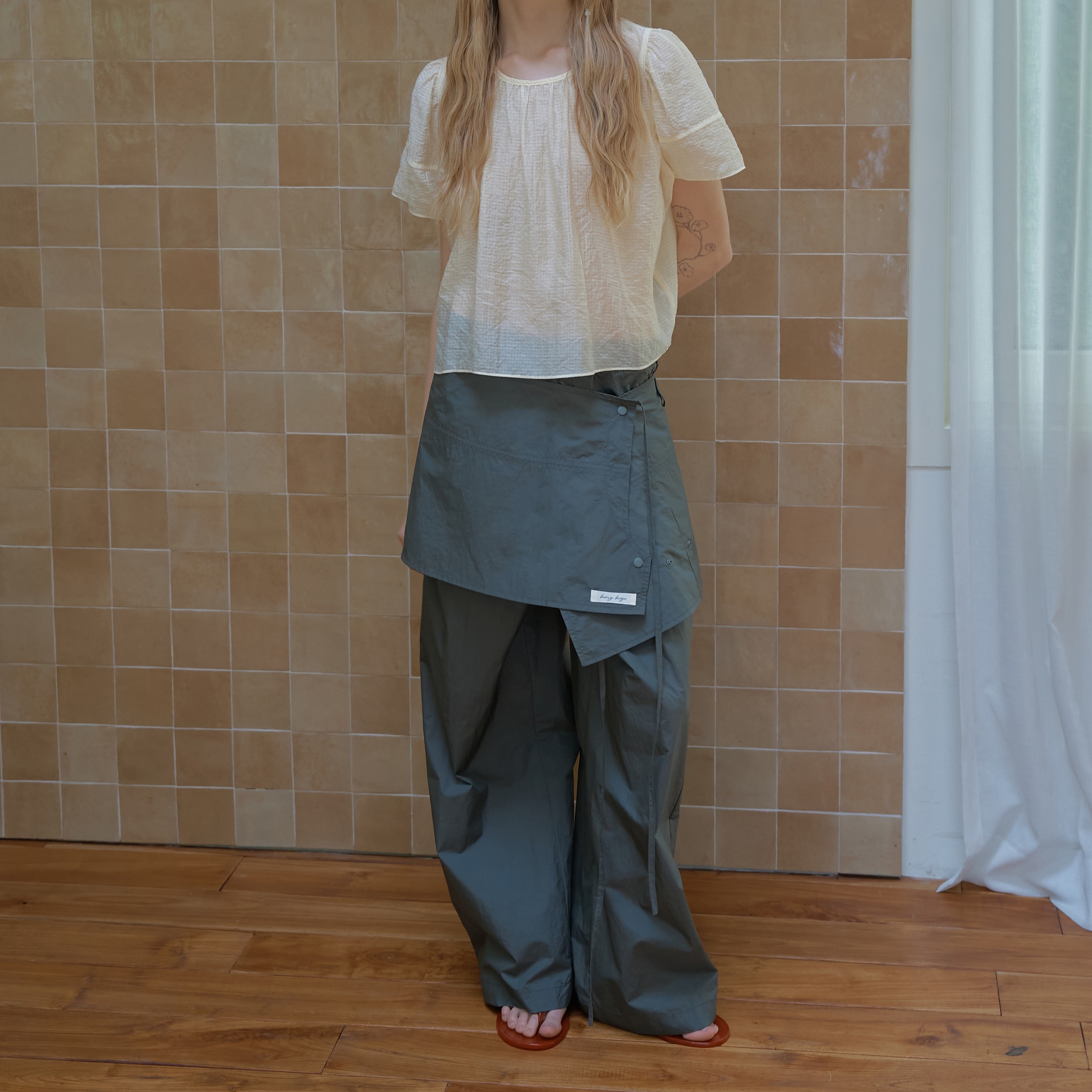 cozy wrap pants Khaki 3
