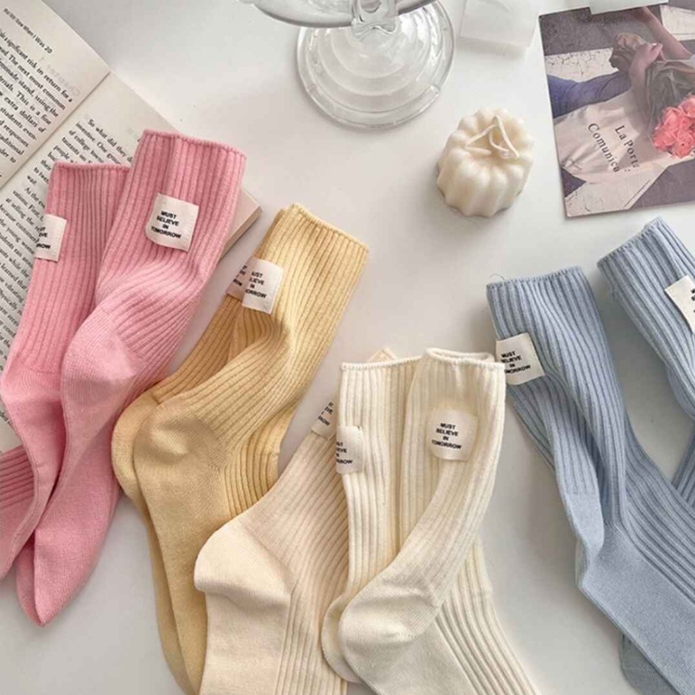 T Unisex Socks 4
