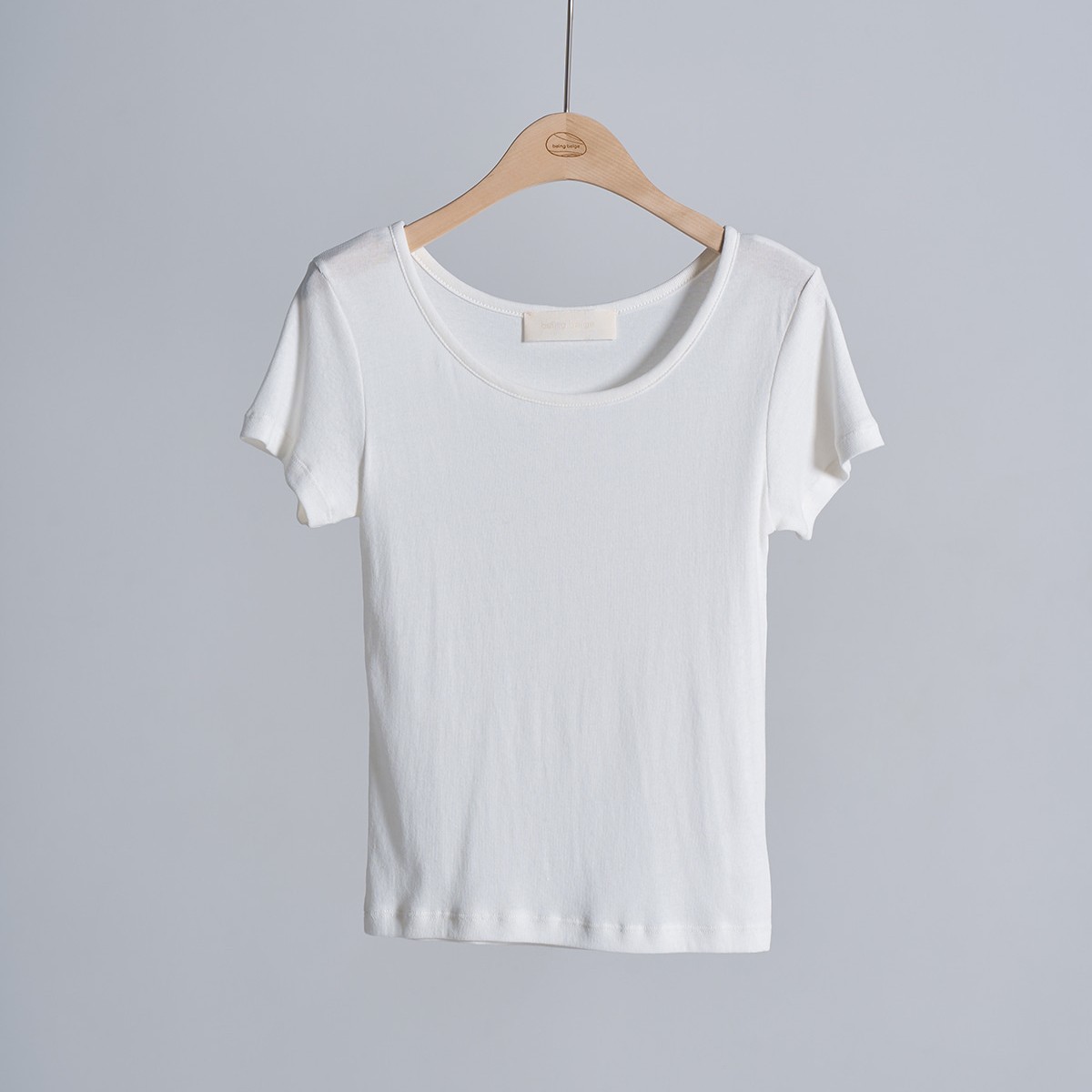 u-neck loveyou short sleeve t-shirt Ivory 4