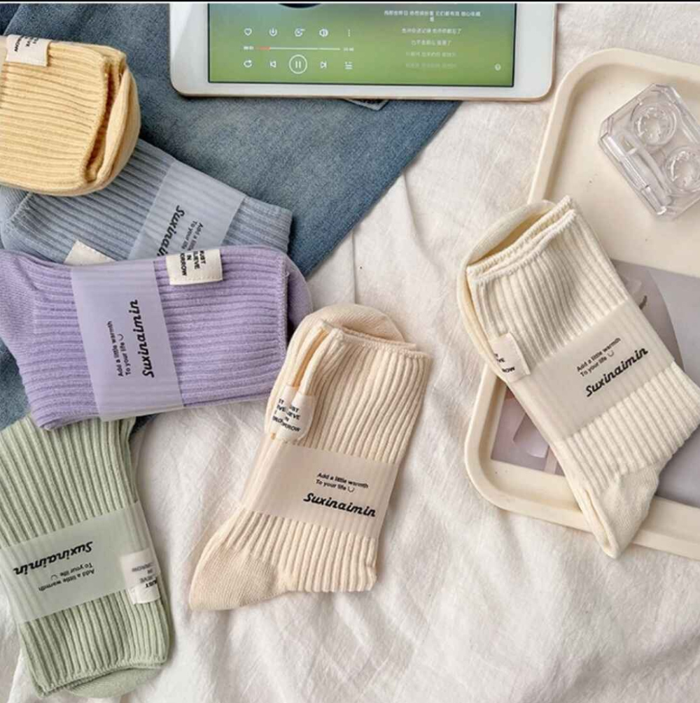 T Unisex Socks 6