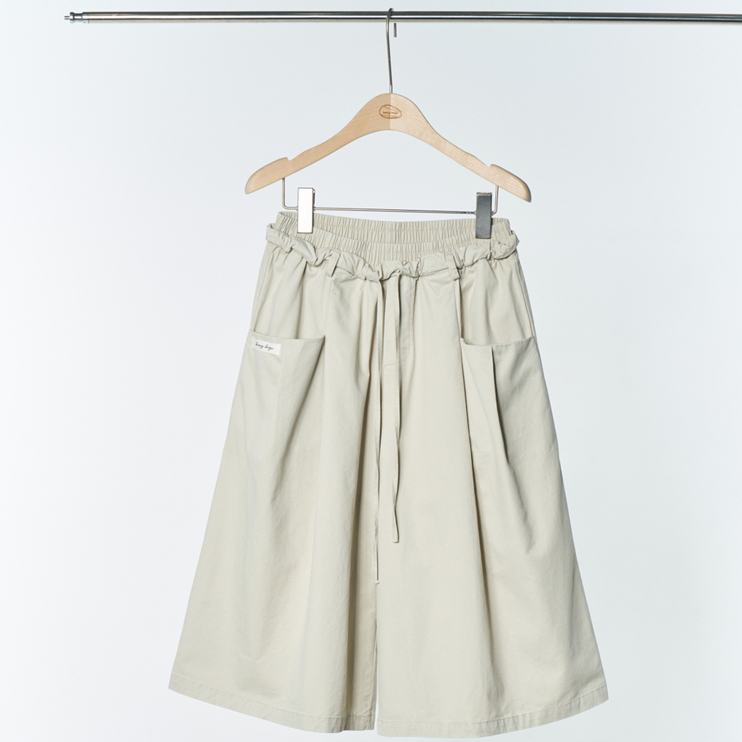 medium wash pants Light Beige 5