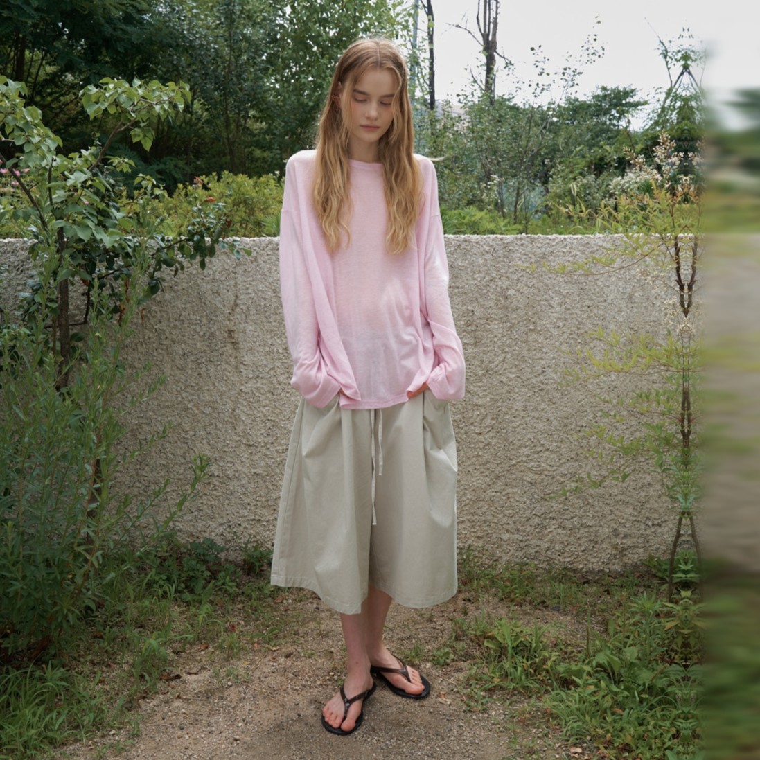 medium wash pants Light Beige 2