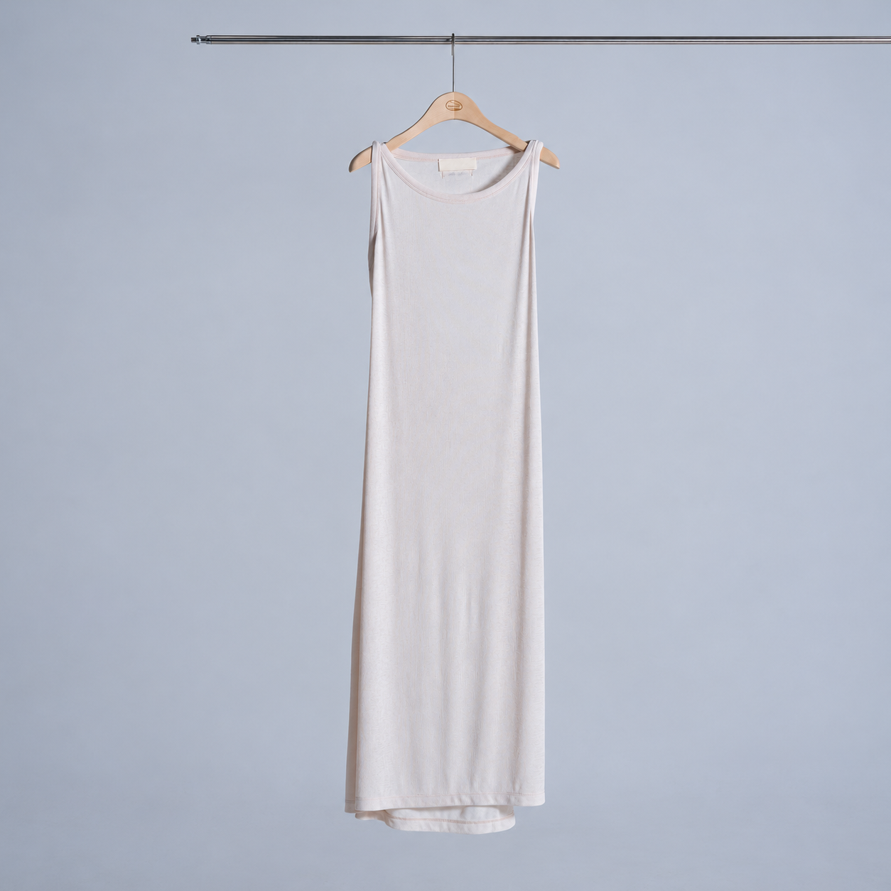 背中がカットアウトされたノースリーブのロングドレス クリーム (CRE) 6
